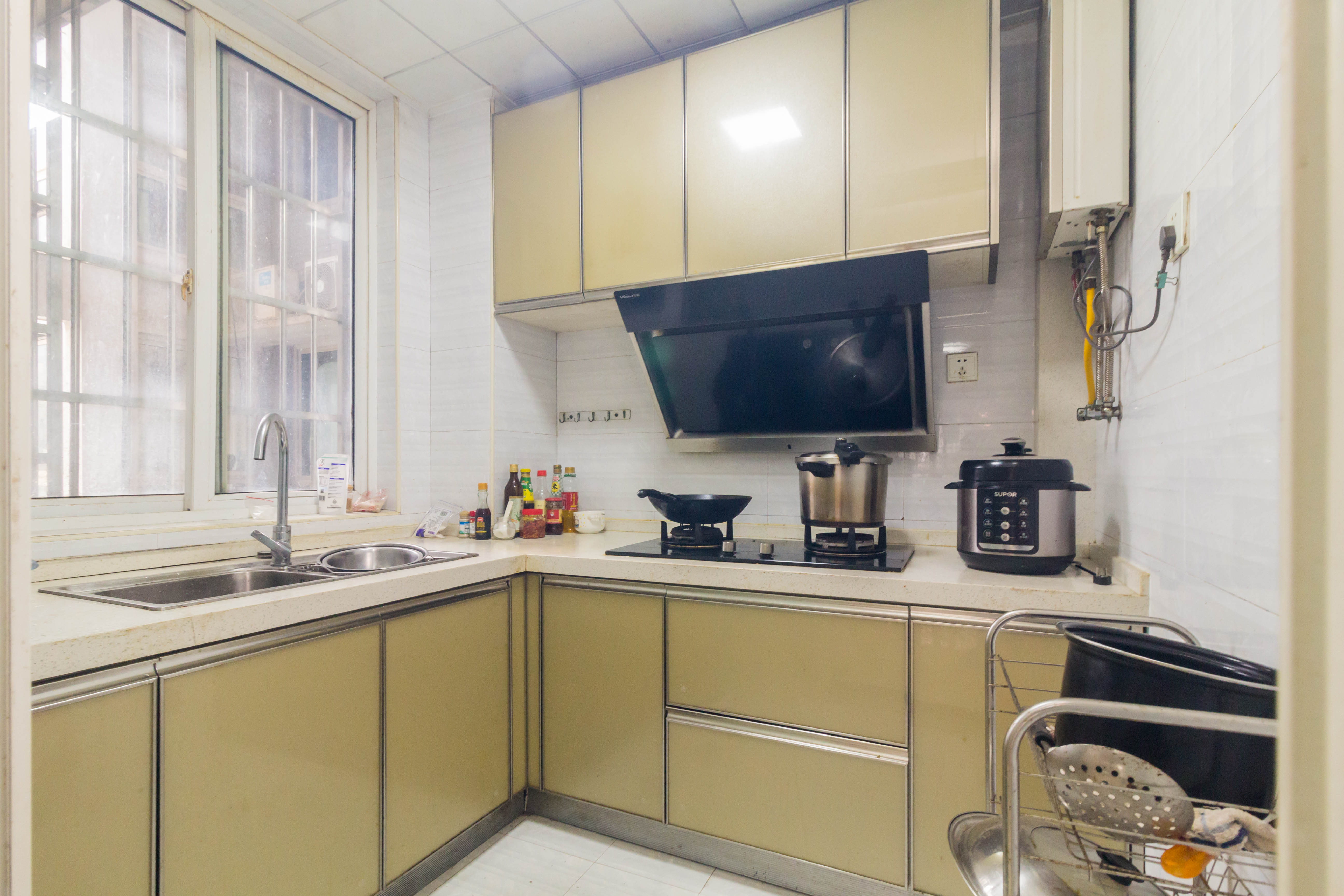 方略学府佳境  2室2厅1卫    49.8万厨房