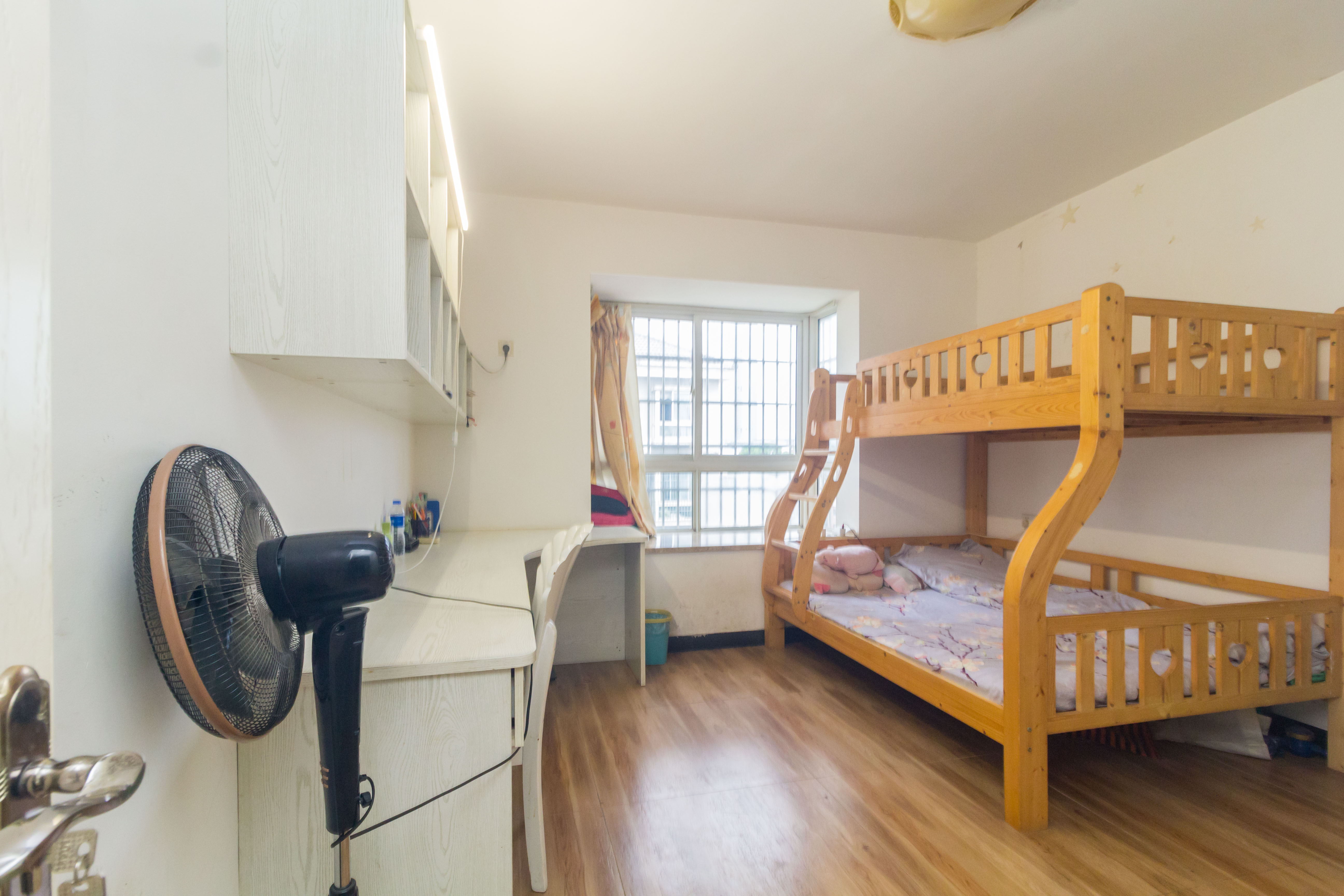 方略学府佳境  2室2厅1卫    49.8万卧室