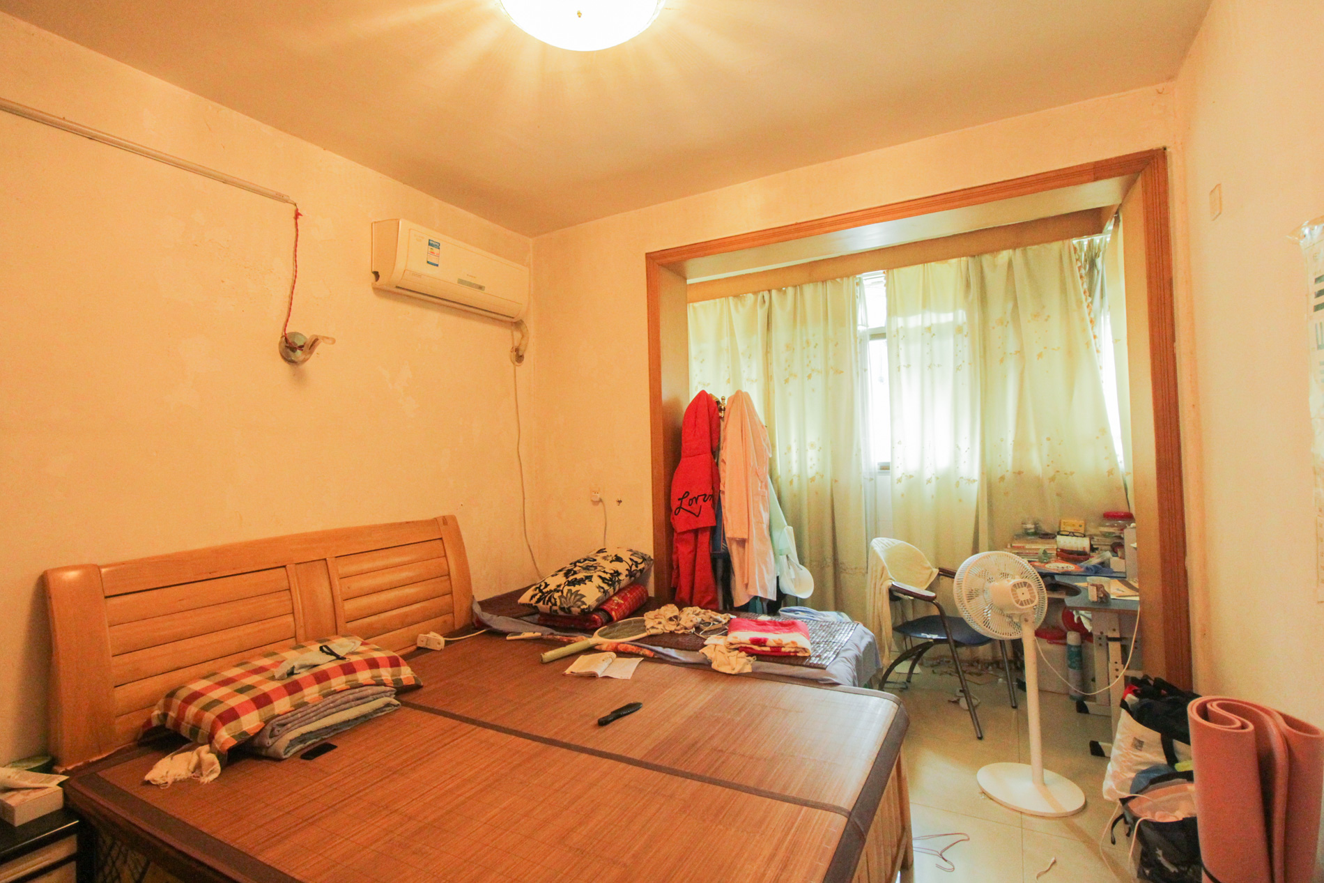 中建五局信和苑三区  2室1厅1卫    41.8万卧室