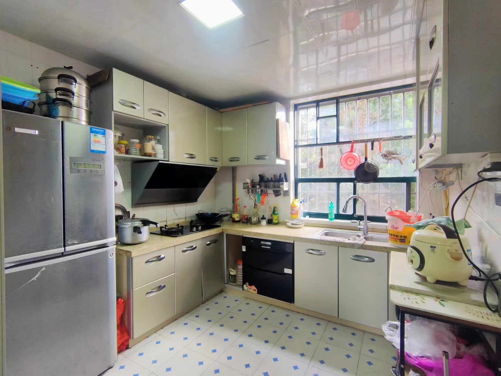 顺鑫佳园 3室2厅2卫 49.5万 顺鑫佳园 3室2厅2卫 49.5万室内图