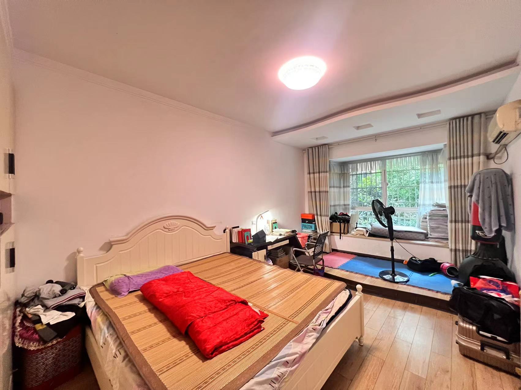 天台小区  4室2厅2卫    63.0万 天台小区  4室2厅2卫    63.0万室内图