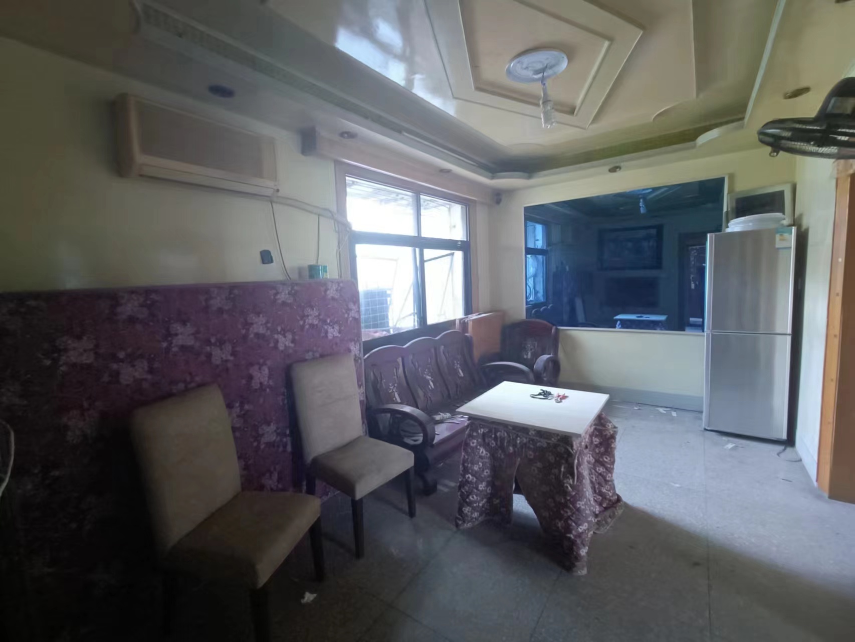 滨江一村  3室2厅1卫    32.0万 滨江一村  3室2厅1卫    32.0万