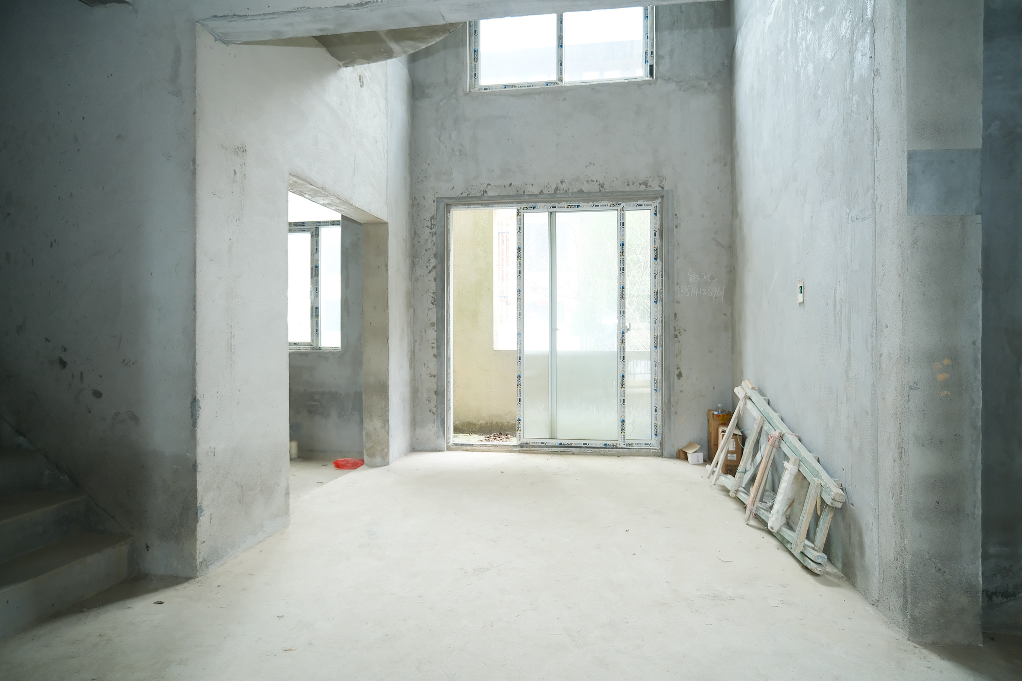 保利香槟国际 4室3厅3卫 270.0万 保利香槟国际 4室3厅3卫 270.0万客厅