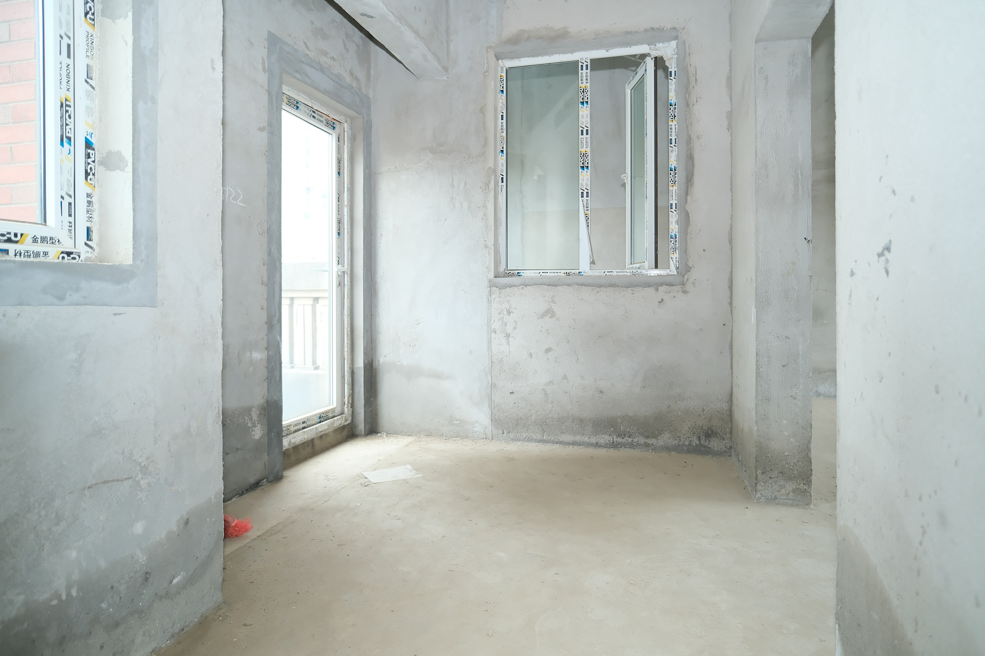 保利香槟国际 4室3厅3卫 270.0万 保利香槟国际 4室3厅3卫 270.0万其他