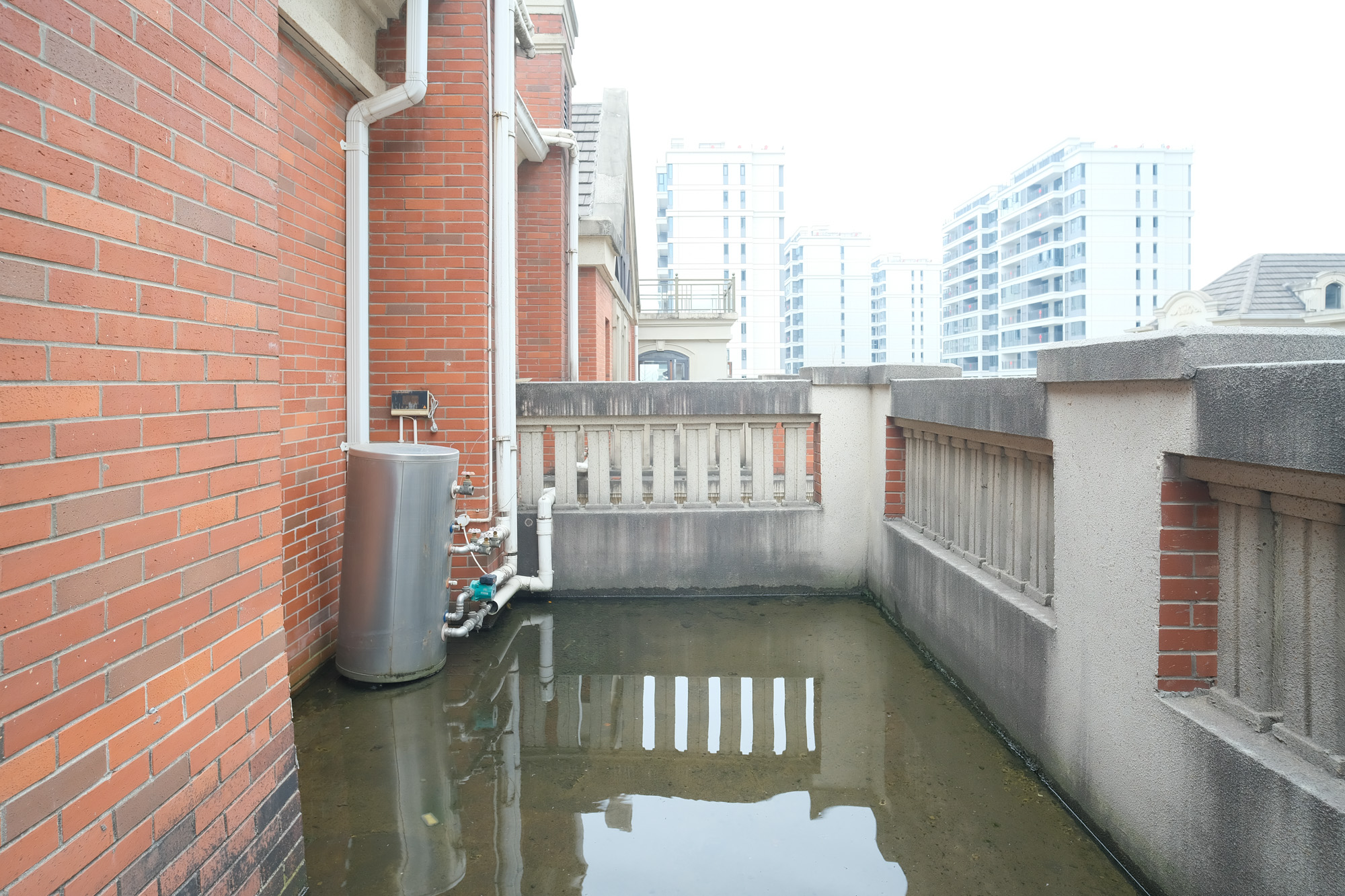 保利香槟国际 4室3厅3卫 270.0万 保利香槟国际 4室3厅3卫 270.0万其他