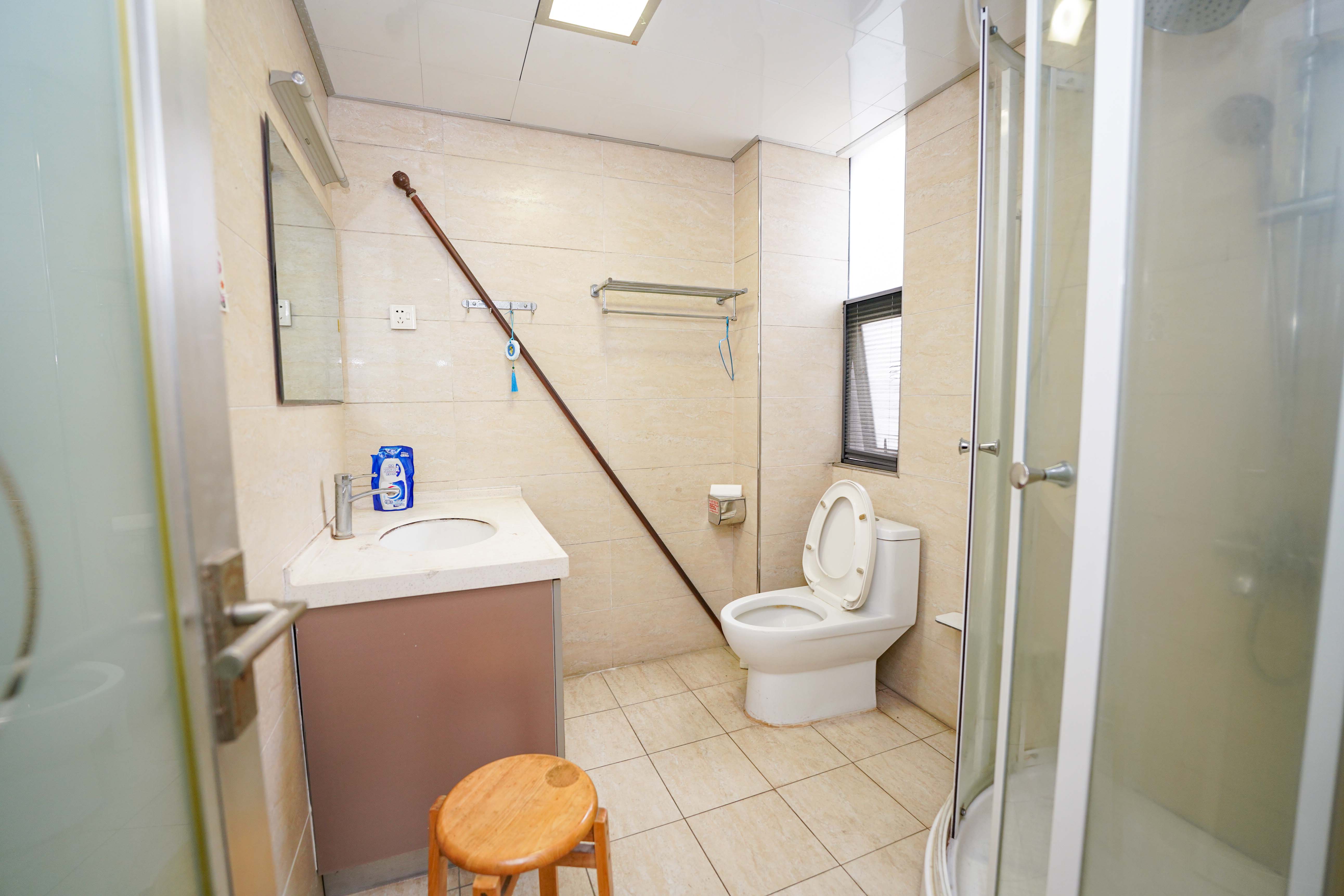 世纪桃花苑 3室2厅2卫 103.9万 世纪桃花苑 3室2厅2卫 103.9万卫生间