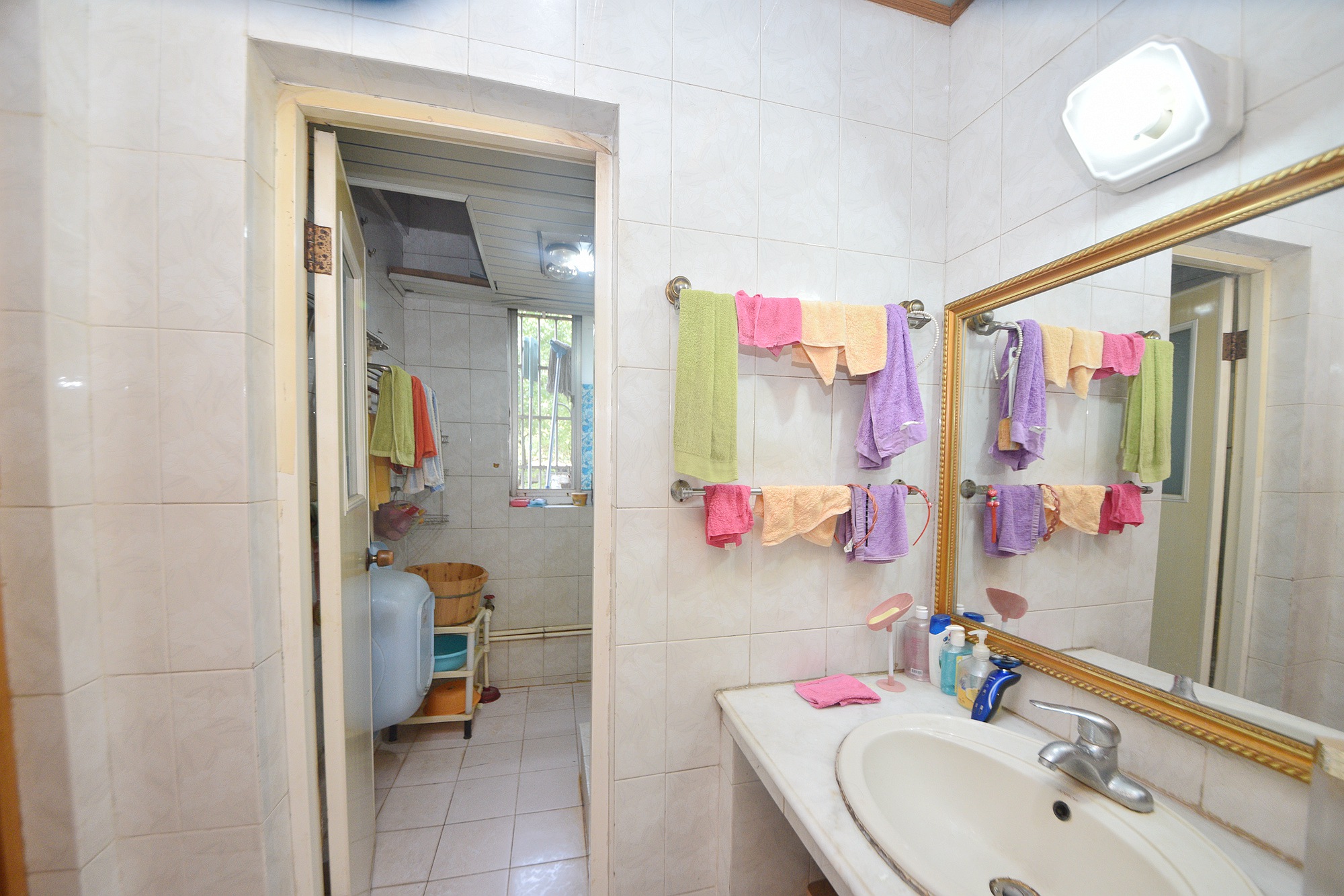 金科园  3室2厅1卫    86.8万卫生间