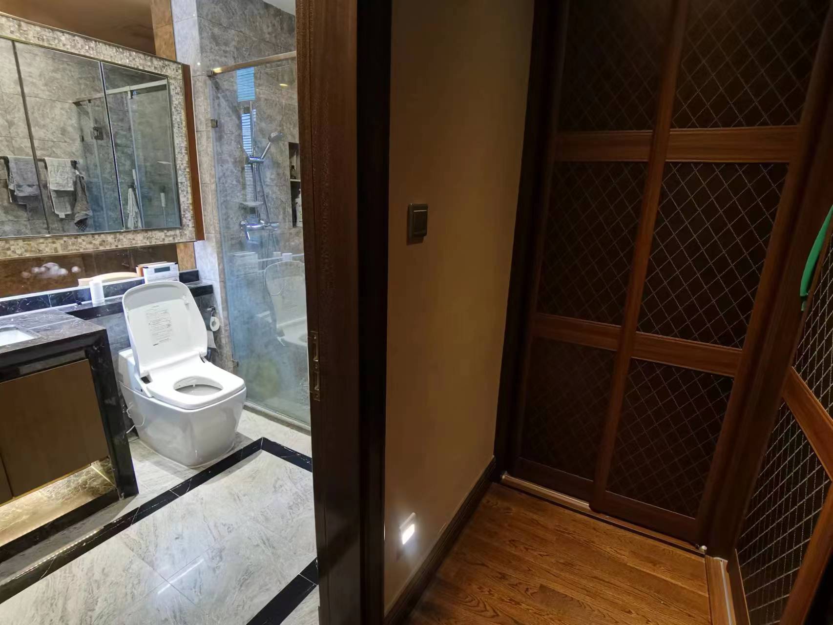 恒大林溪郡 4室2厅2卫 120.0万 恒大林溪郡 4室2厅2卫 120.0万室内图