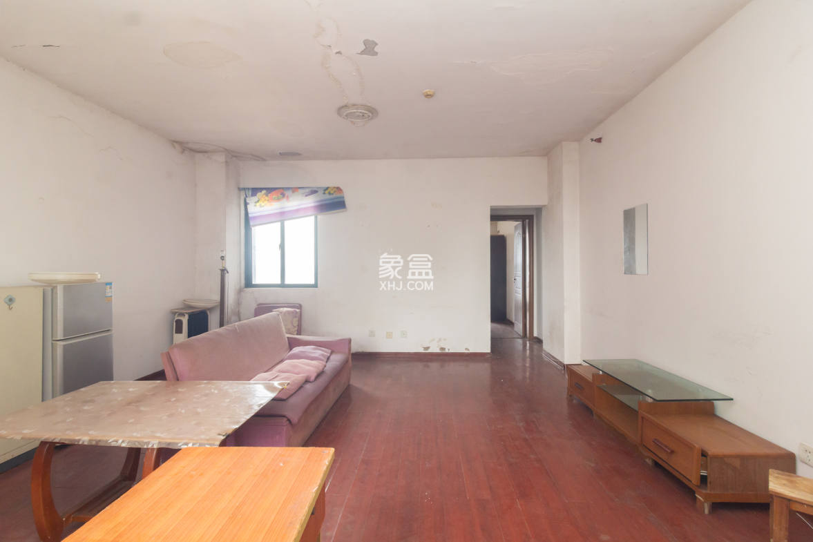 华天LOHO小镇 1室1厅1卫 39.0万 华天LOHO小镇 1室1厅1卫 39.0万客厅