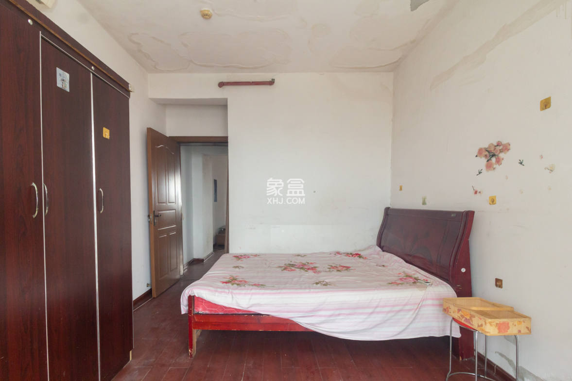 华天LOHO小镇 1室1厅1卫 39.0万 华天LOHO小镇 1室1厅1卫 39.0万卧室