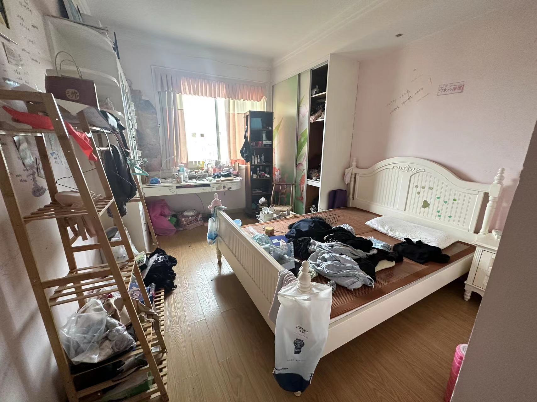 熹悦花都 4室2厅2卫 74.0万 熹悦花都 4室2厅2卫 74.0万室内图