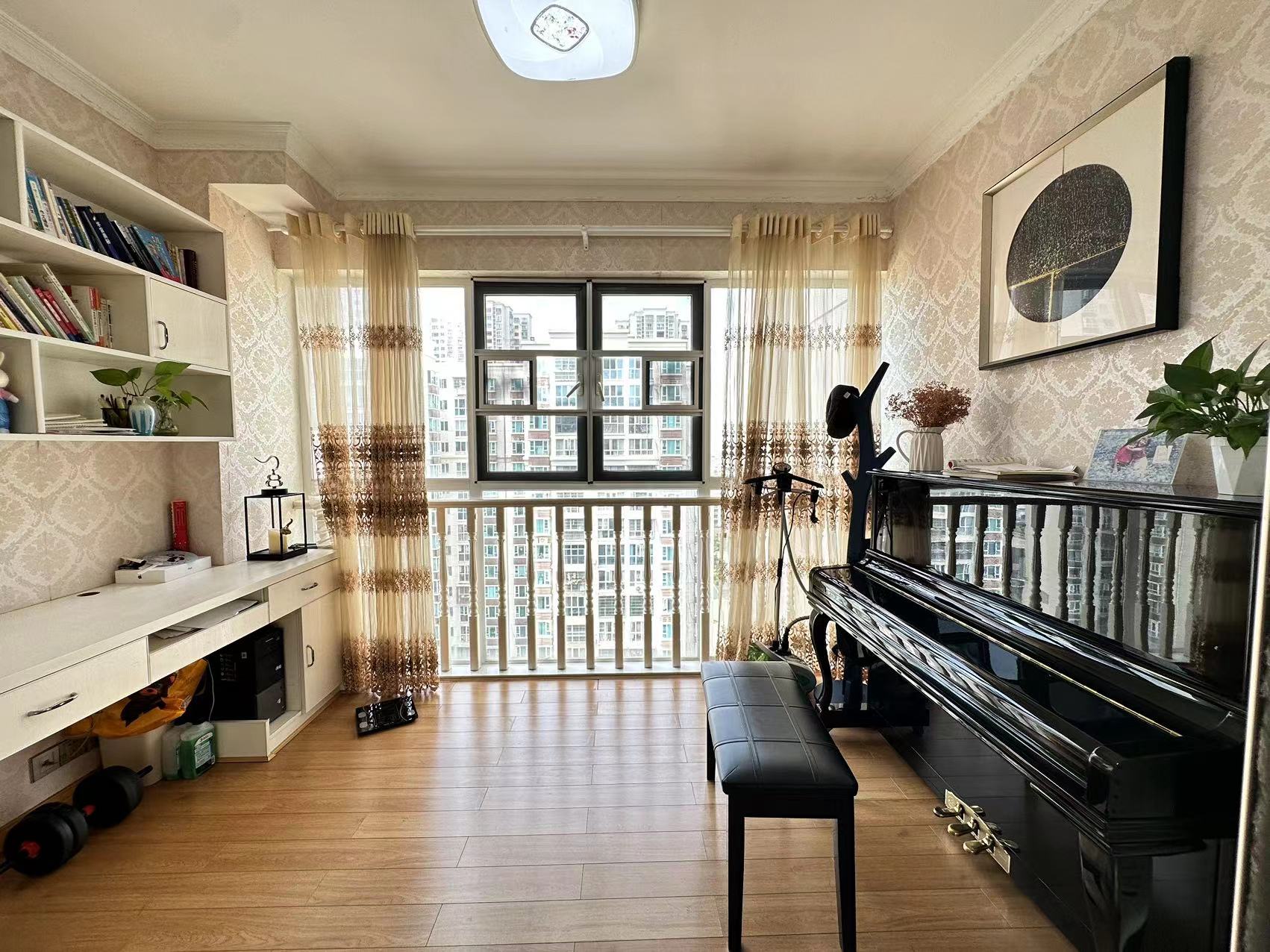 康馨佳园 4室2厅2卫 88.0万 康馨佳园 4室2厅2卫 88.0万室内图