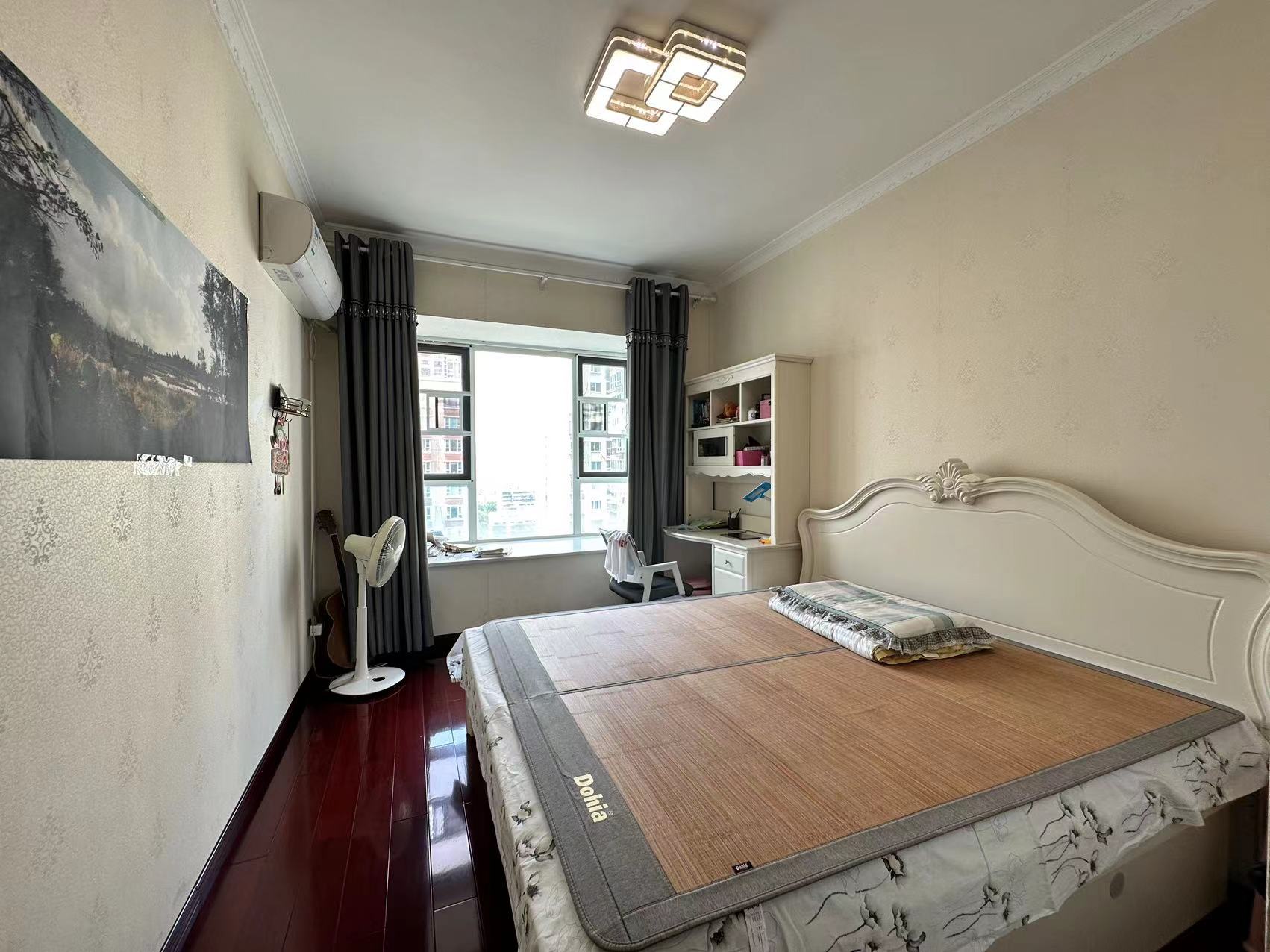 康馨佳园 4室2厅2卫 88.0万 康馨佳园 4室2厅2卫 88.0万室内图