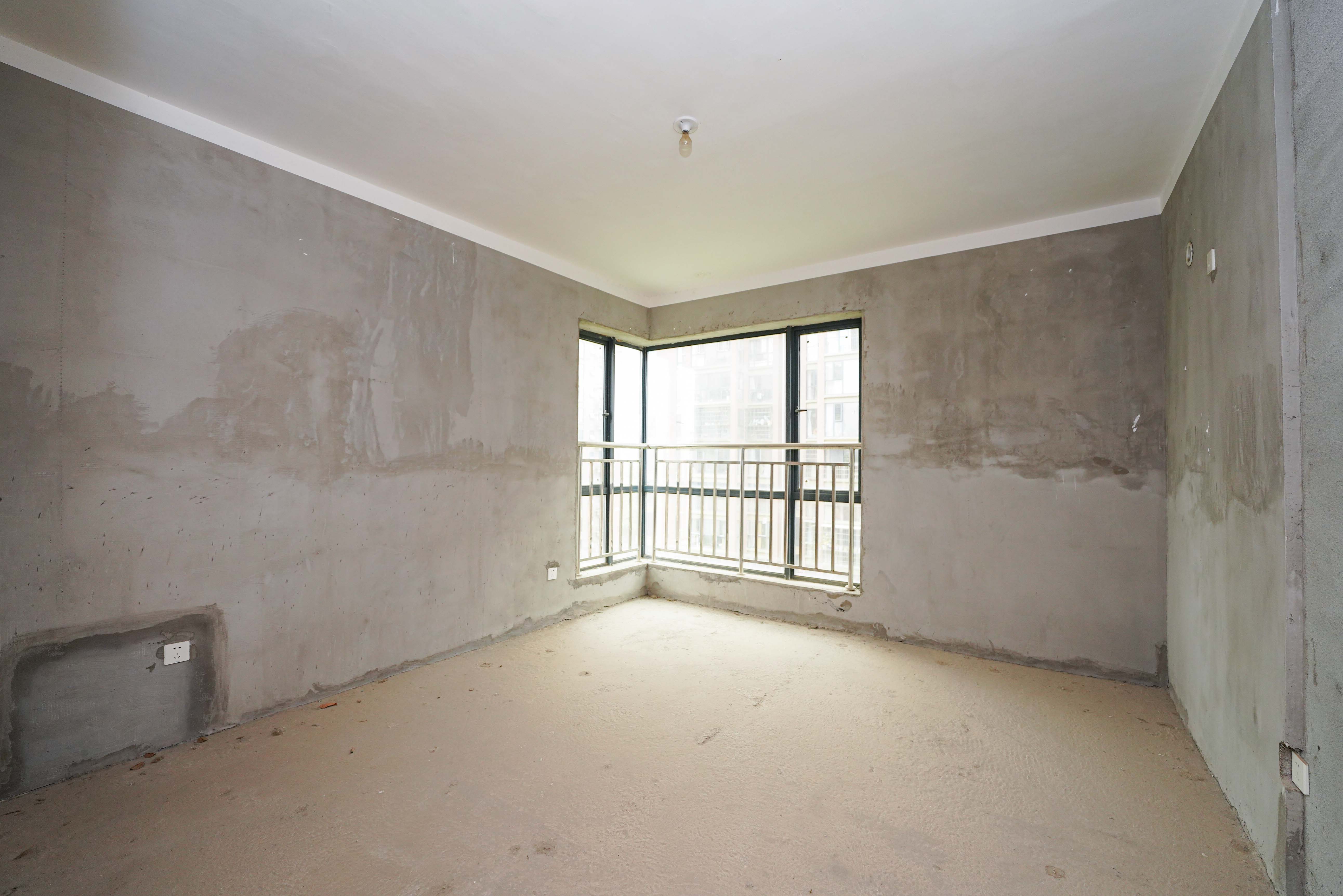 金谷豪庭  4室2厅2卫    80.0万 金谷豪庭  4室2厅2卫    80.0万卧室