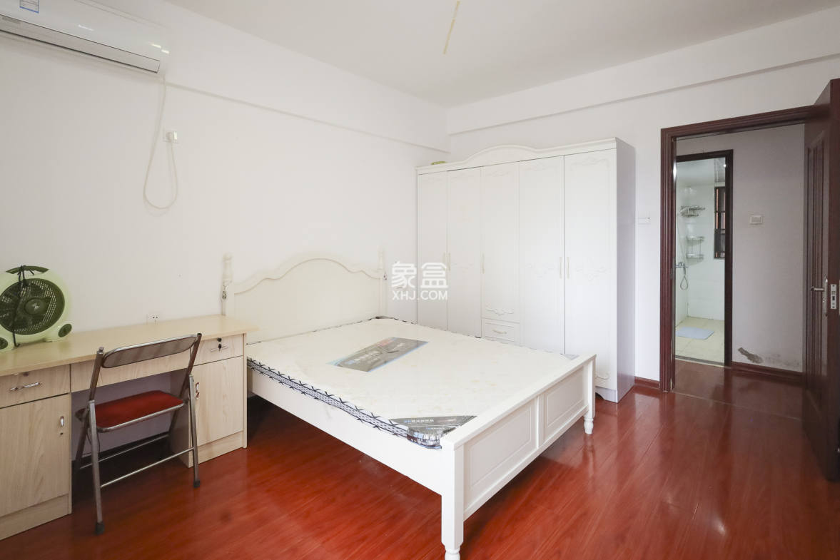 联晟大厦  3室2厅2卫    158.0万 联晟大厦  3室2厅2卫    158.0万卧室