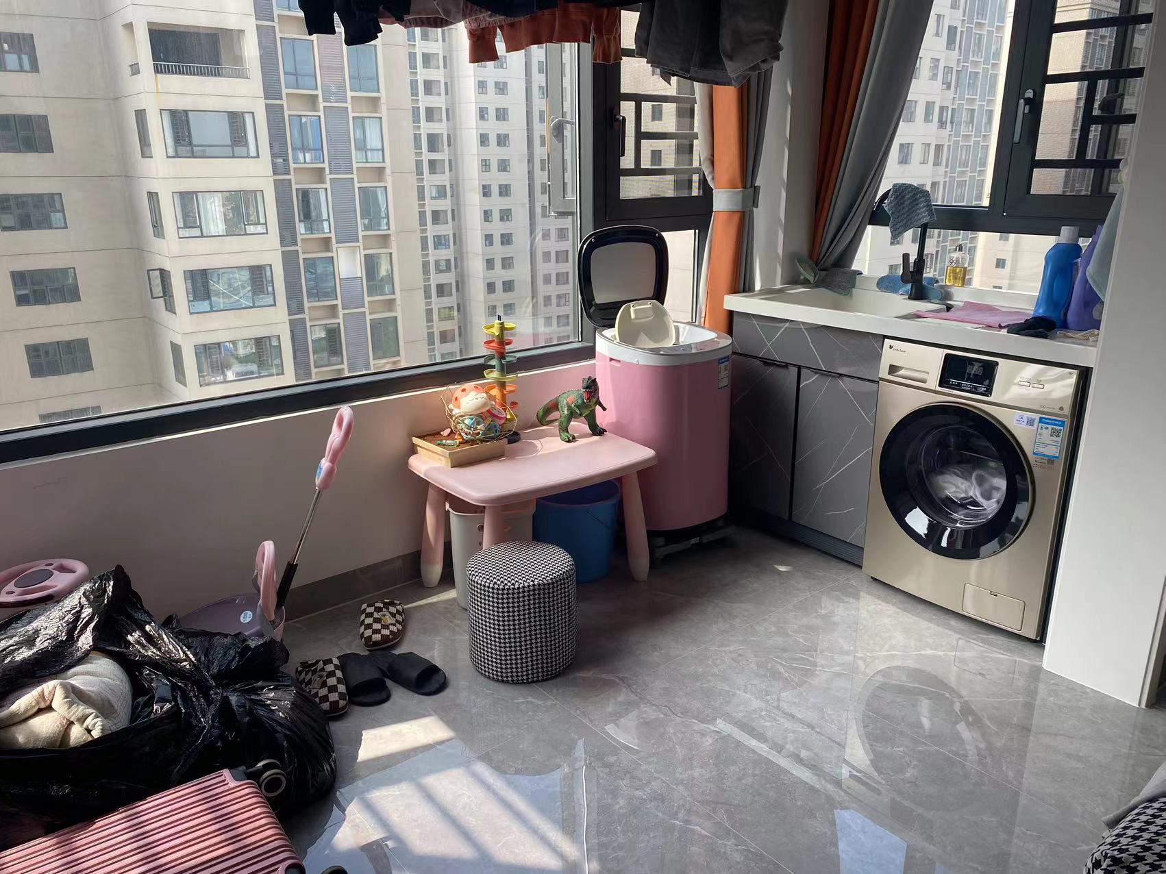 山水豪庭 3室2厅1卫 84.9万 山水豪庭 3室2厅1卫 84.9万室内图