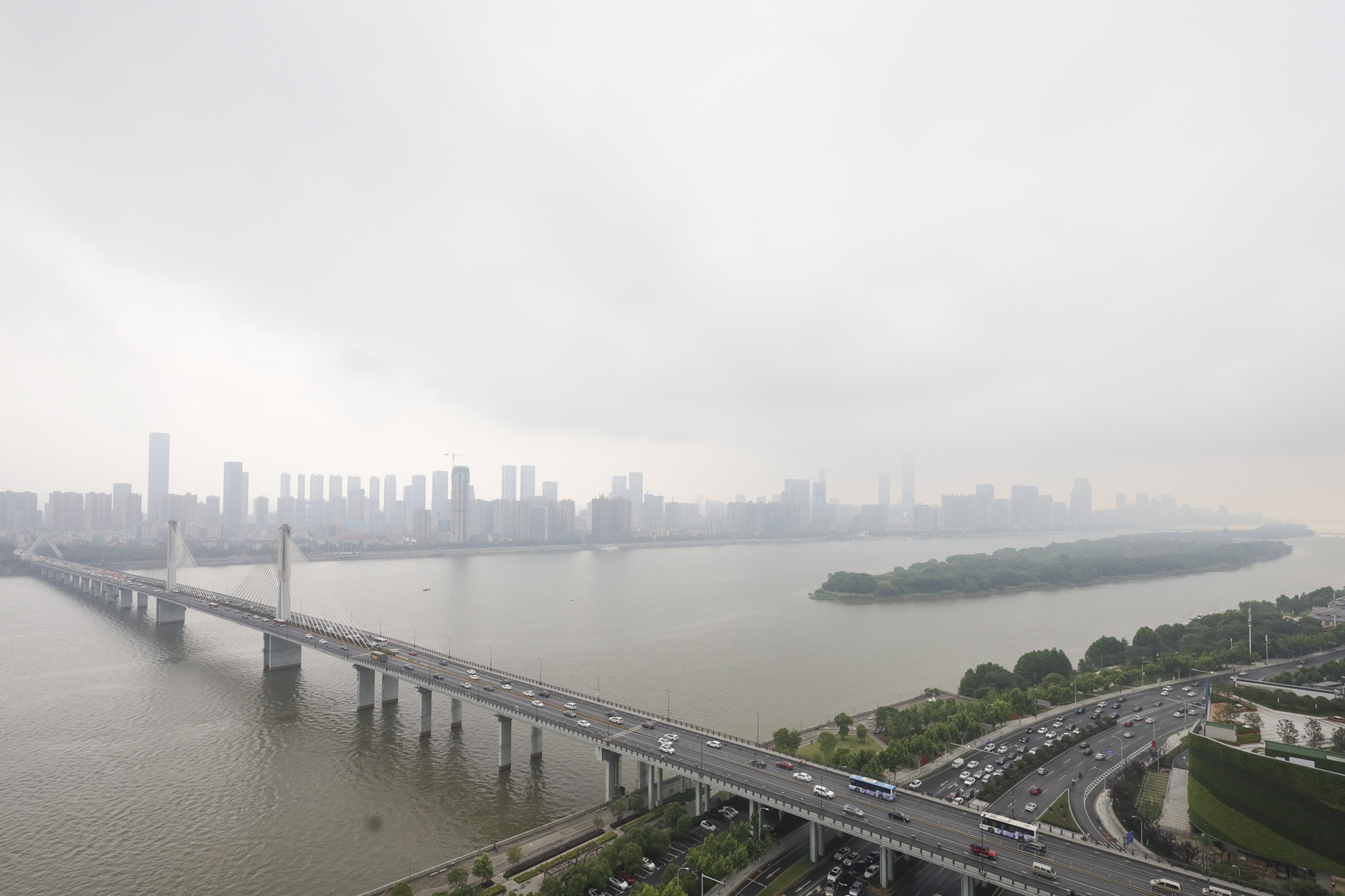 世茂外滩里（世茂铂翠湾三期）  4室2厅1卫   600.00万其他