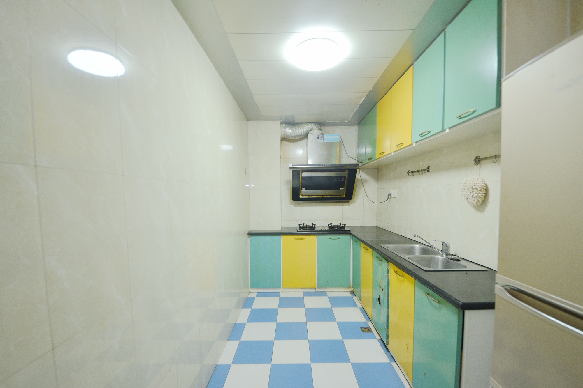 杨铭园  2室2厅1卫    57.8万厨房