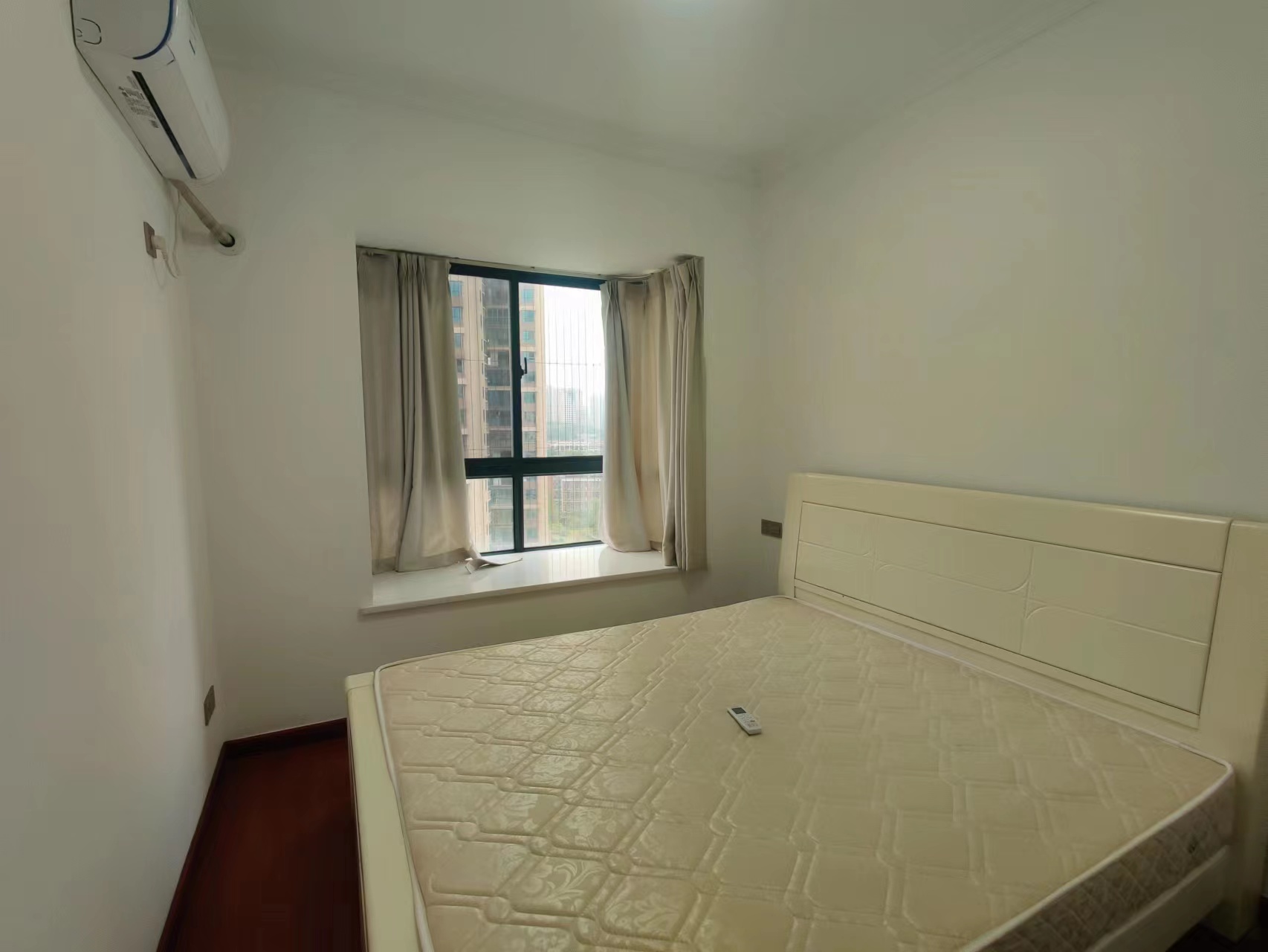 武广国际学苑 3室2厅2卫 115.0万 武广国际学苑 3室2厅2卫 115.0万室内图