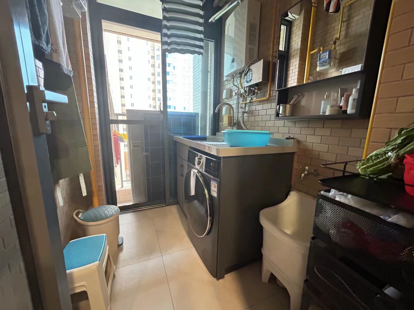 晋合湘水湾六期 3室2厅1卫 130.0万 晋合湘水湾六期 3室2厅1卫 130.0万室内图