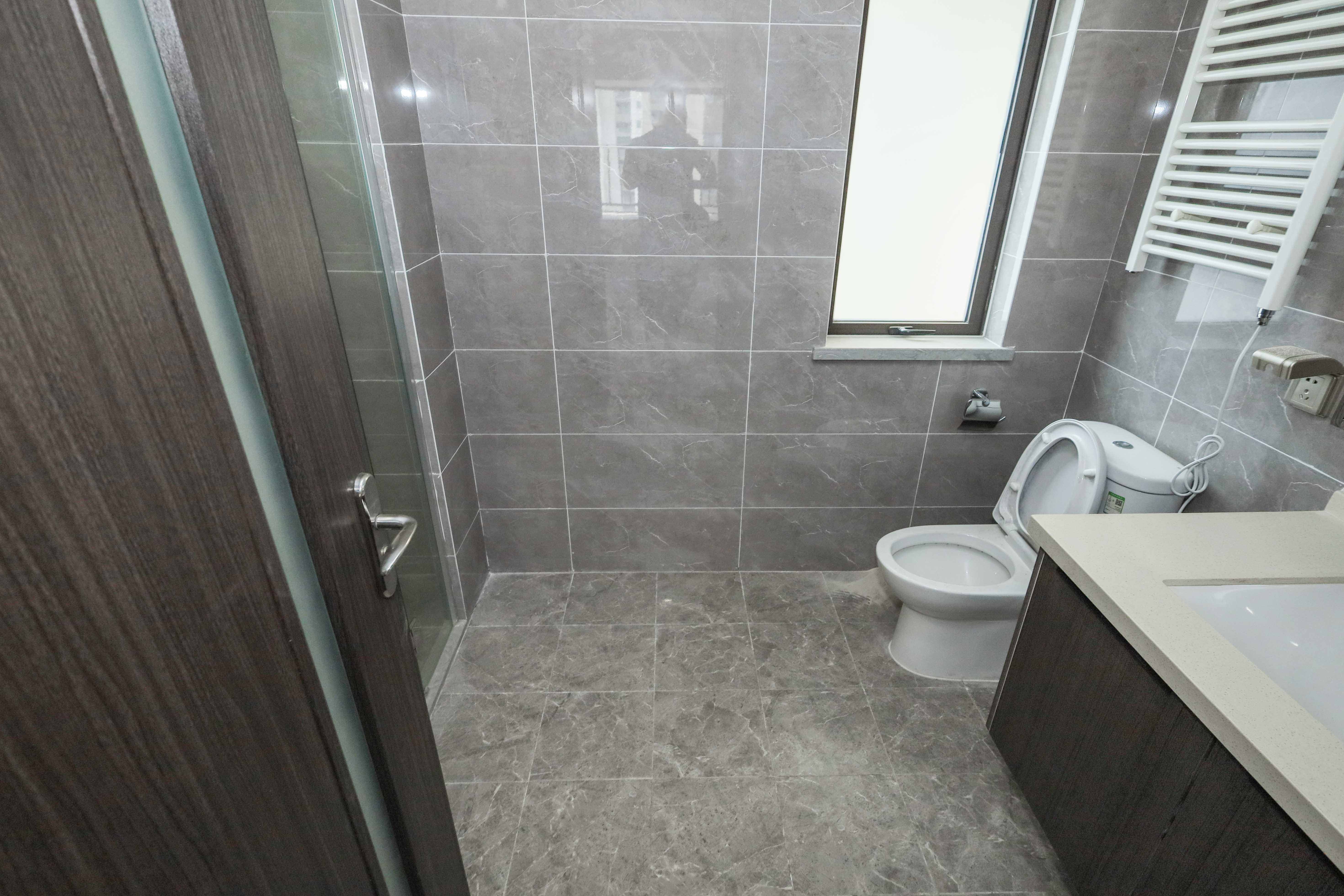 中梁云麓传奇  4室2厅2卫    173.8万卫生间