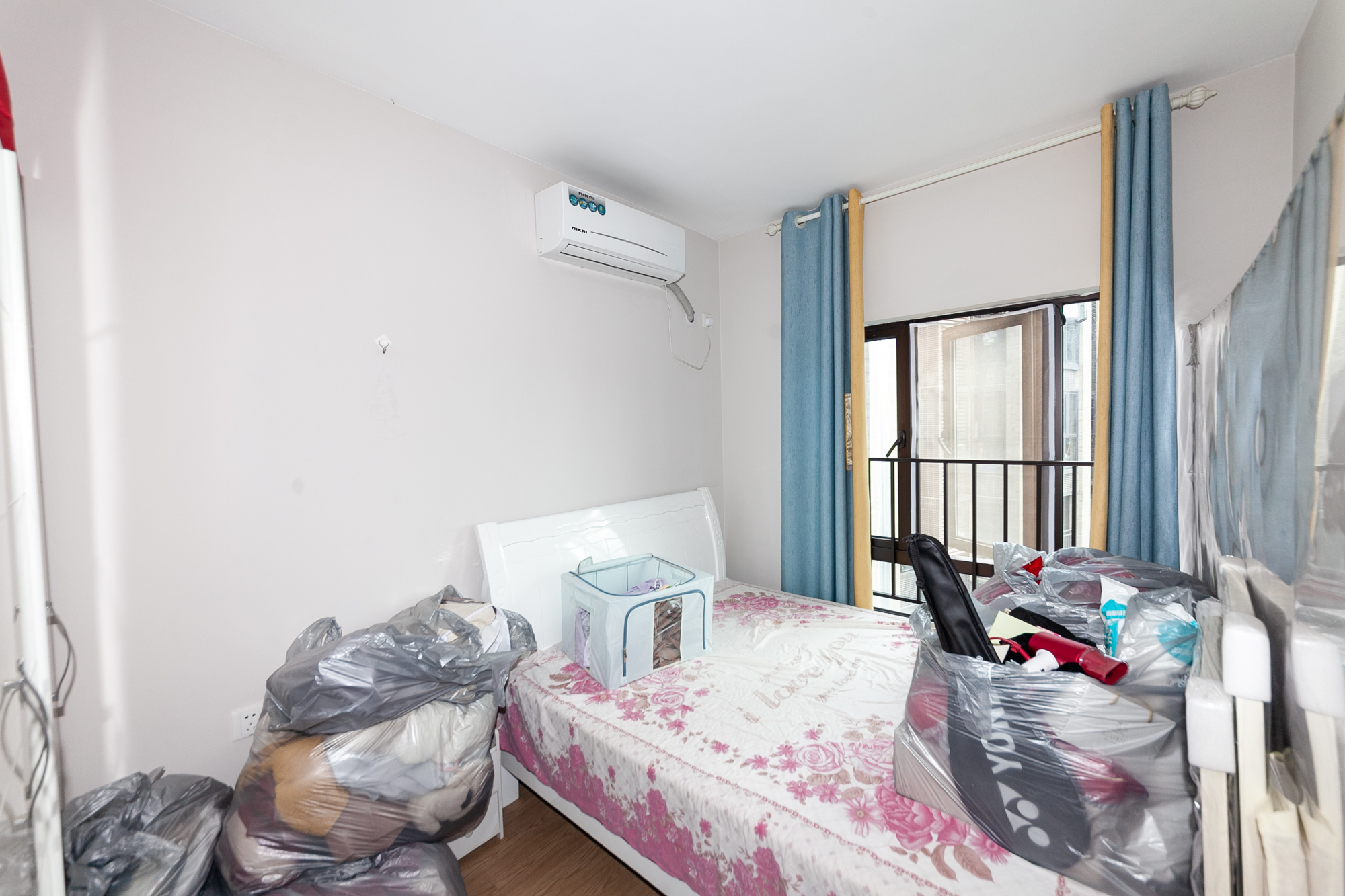 时代倾城三期 2室2厅1卫 67.50万 时代倾城三期 2室2厅1卫 67.50万卧室