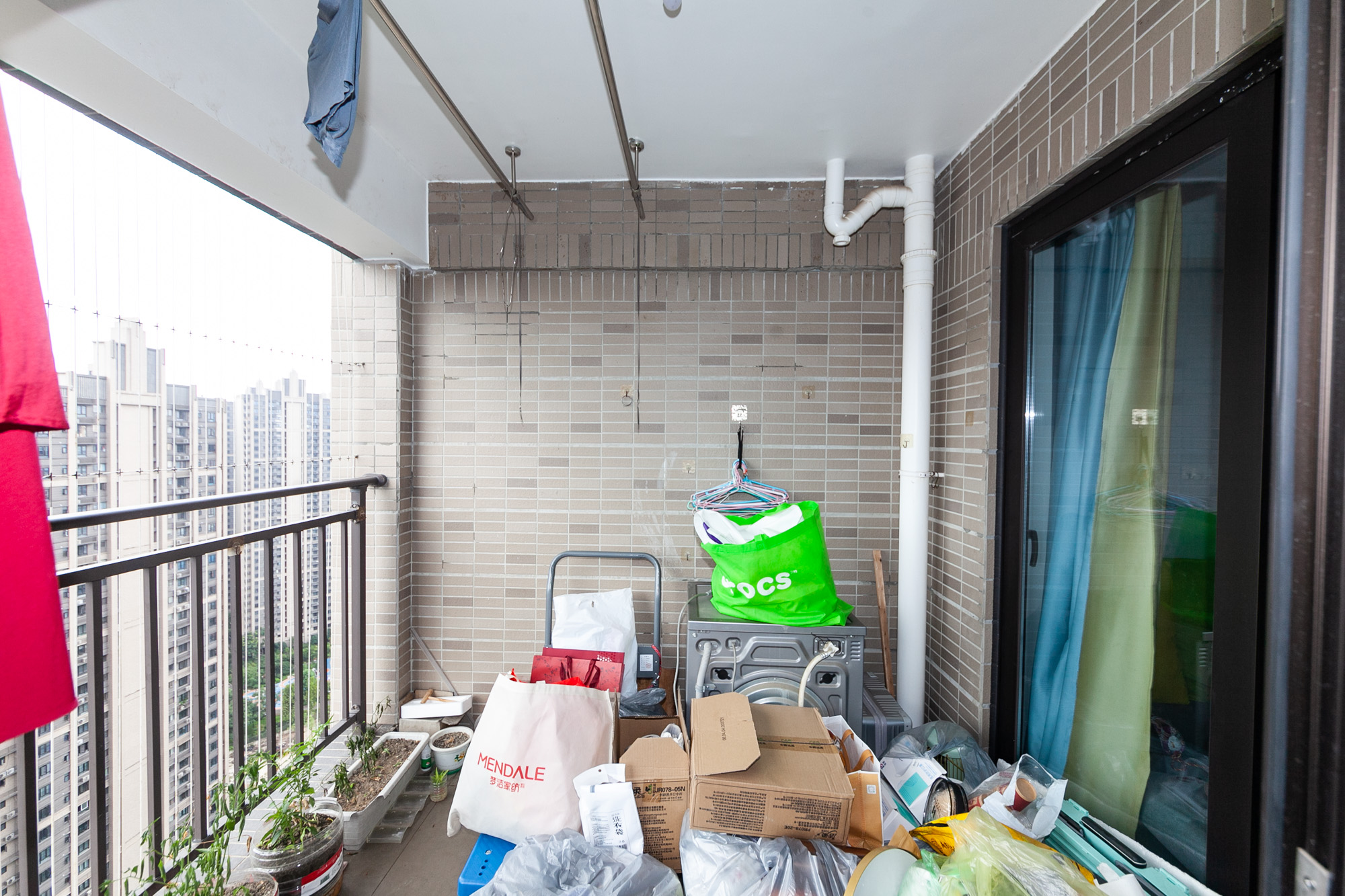 时代倾城三期 2室2厅1卫 67.50万 时代倾城三期 2室2厅1卫 67.50万阳台