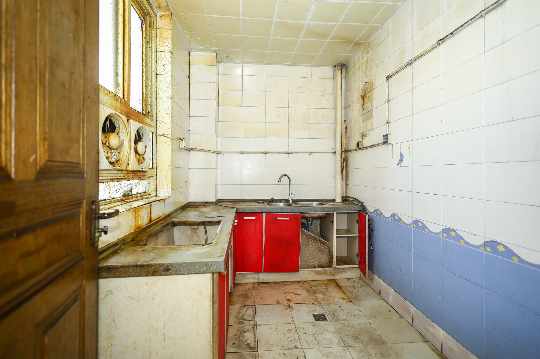 星沙汽配城（大塘村农机市场）  3室2厅1卫    65.0万厨房