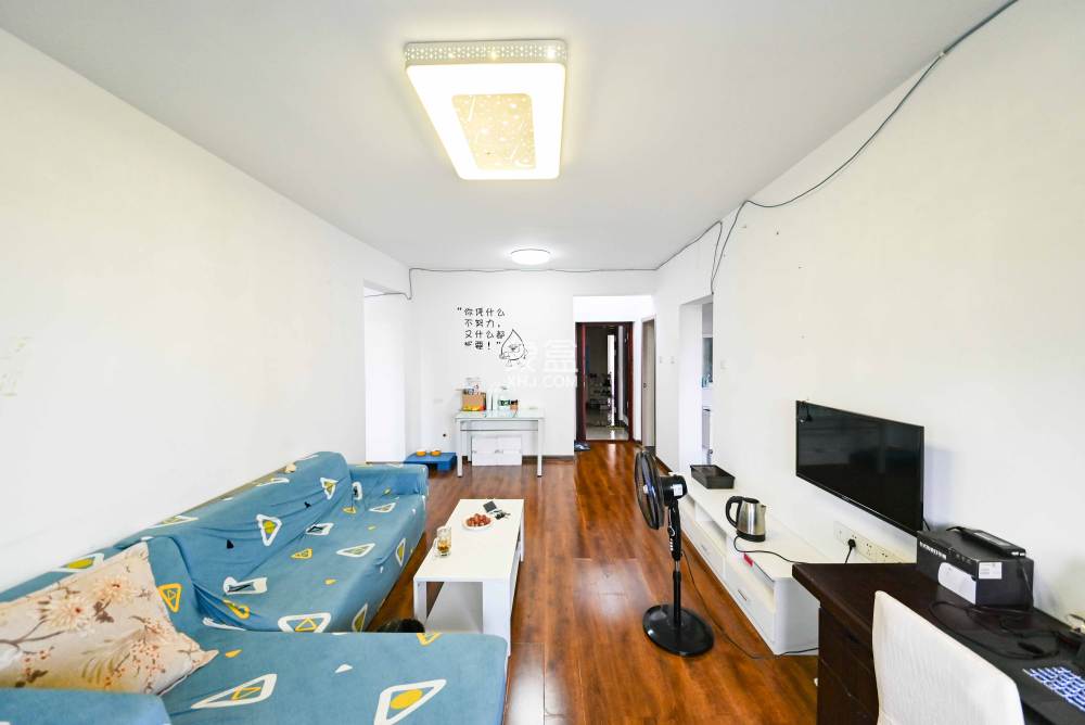 金轮星光名座 3室2厅1卫 99.9万