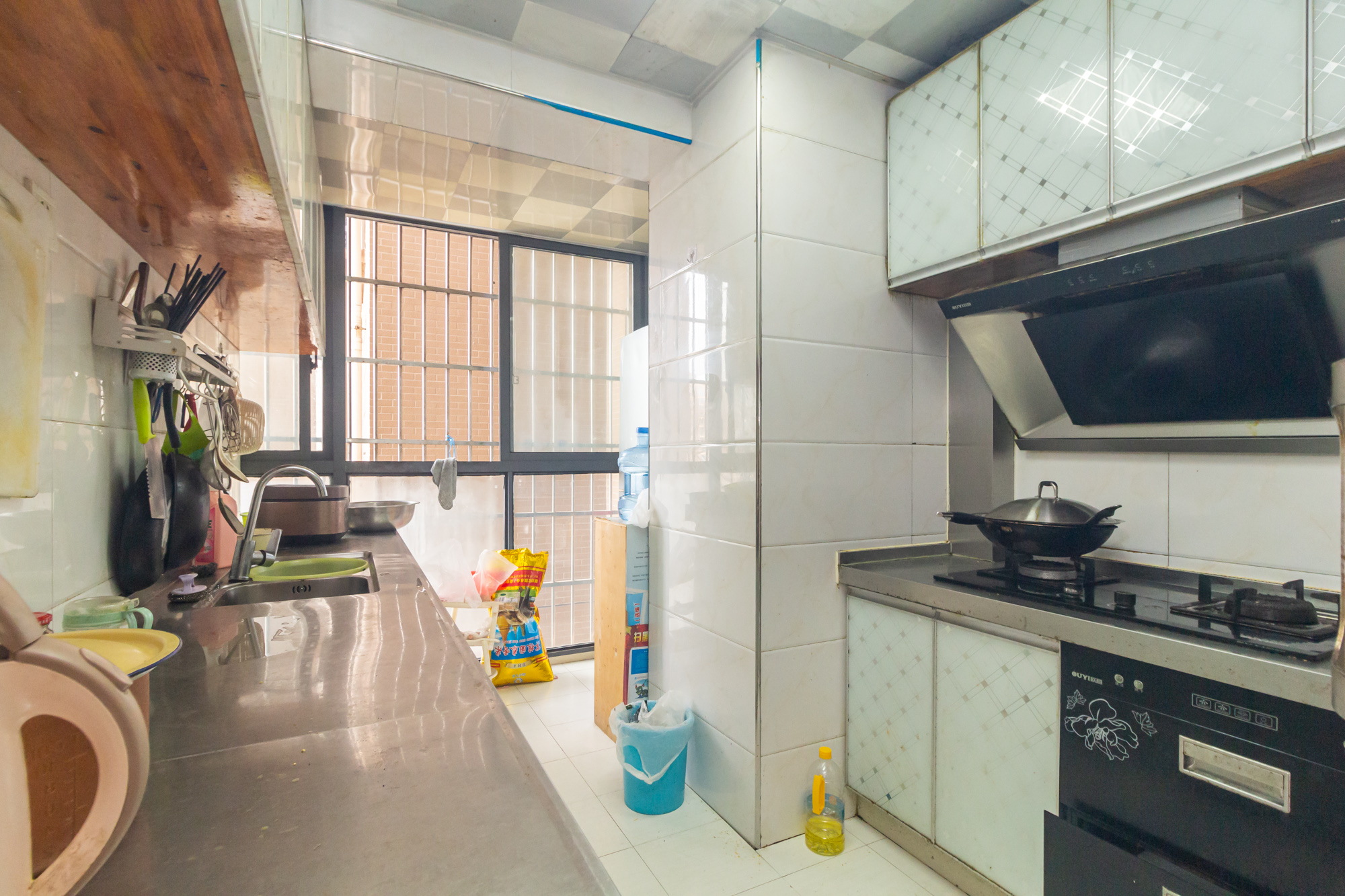 高林仕家 3室2厅2卫 76.8万 高林仕家 3室2厅2卫 76.8万厨房