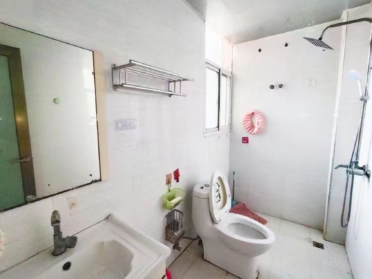 万顺名苑  3室2厅1卫   980.00元/月室内图