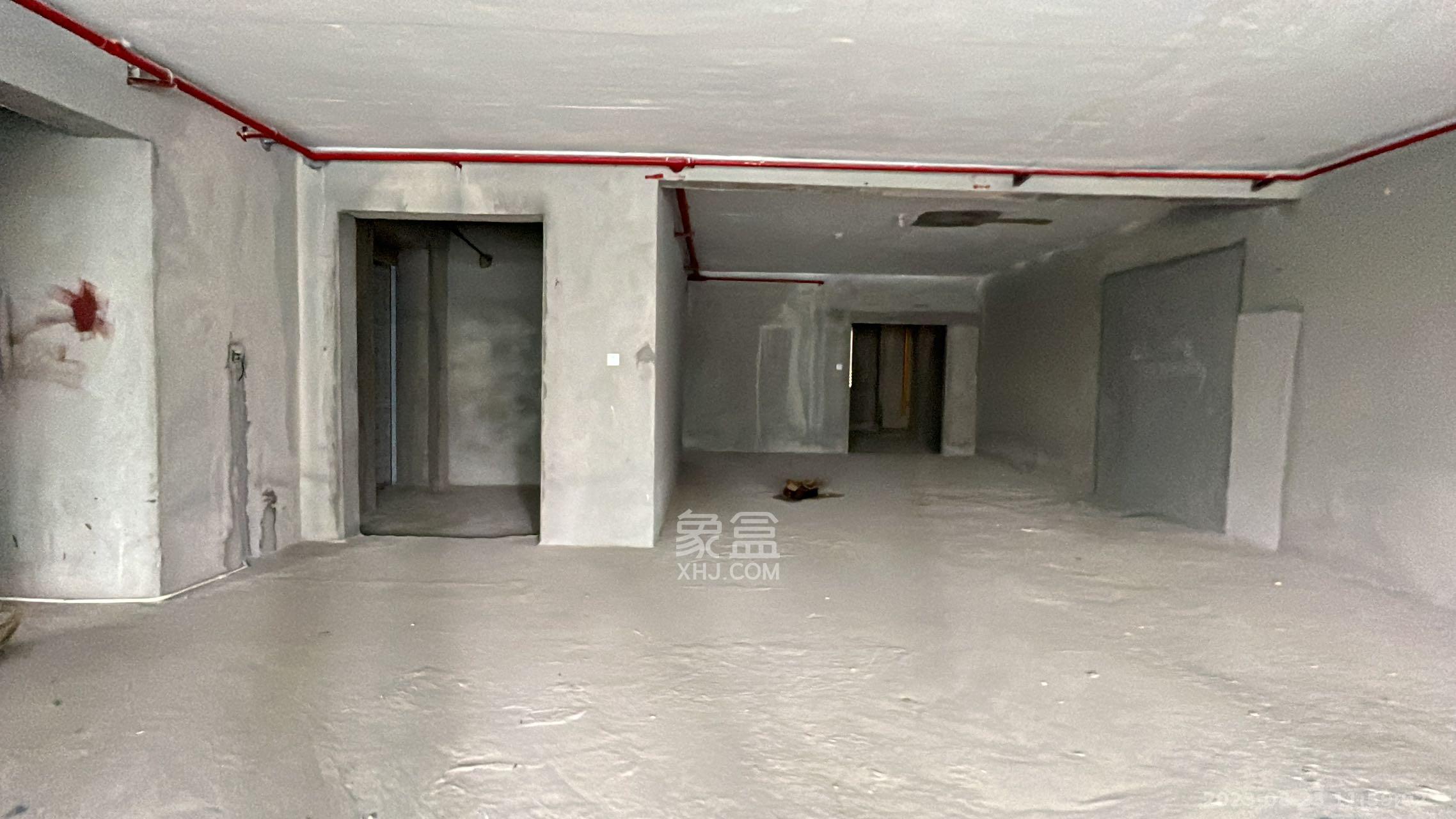福晟翡翠湾  5室2厅3卫   8000.00元/月室内图