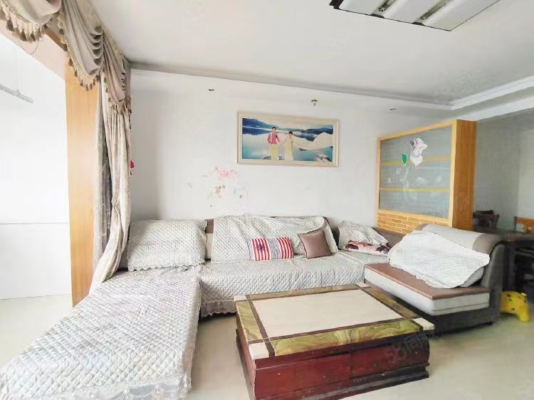 万顺名苑  3室2厅1卫   980.00元/月室内图