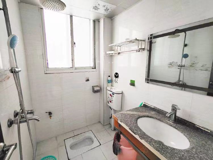 万顺名苑  3室2厅1卫   980.00元/月室内图