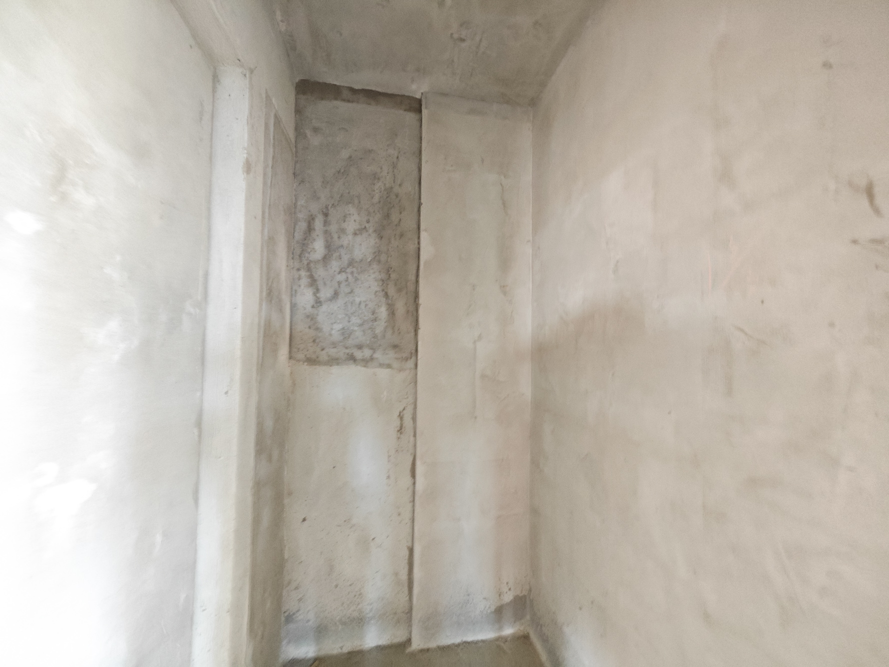 中建嘉和城  3室2厅2卫   93.00万其他