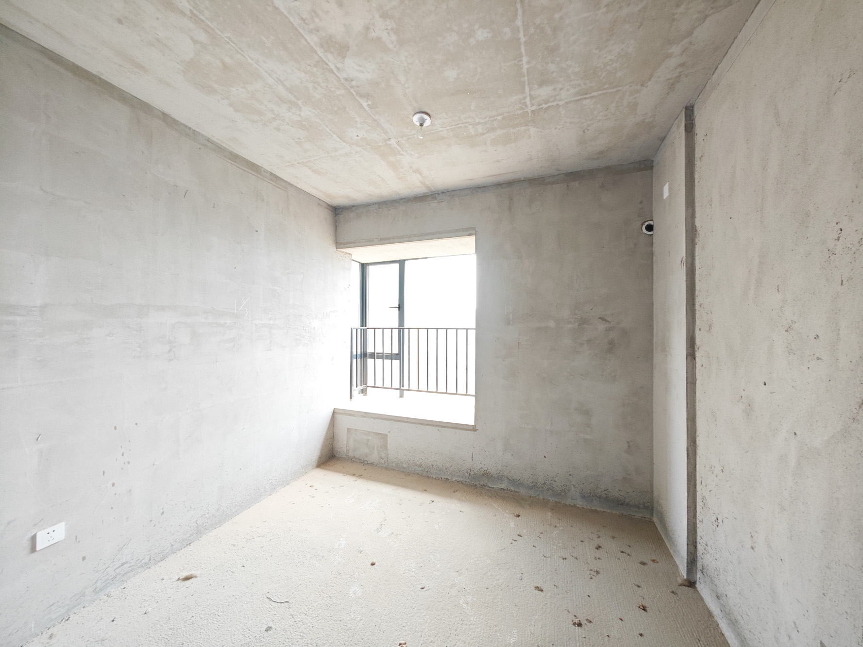 中建嘉和城  3室2厅2卫   93.00万卧室