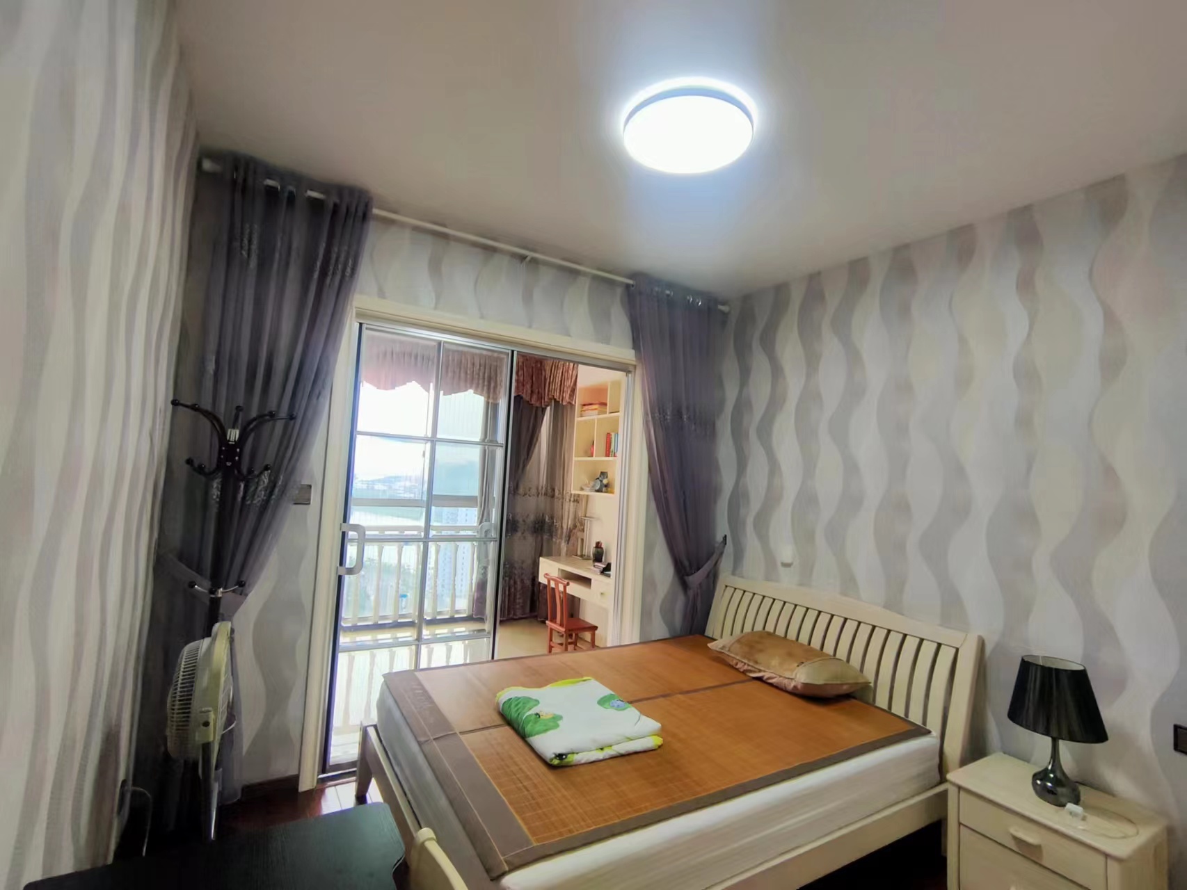 经世皇城 3室2厅2卫 95.0万 经世皇城 3室2厅2卫 95.0万室内图