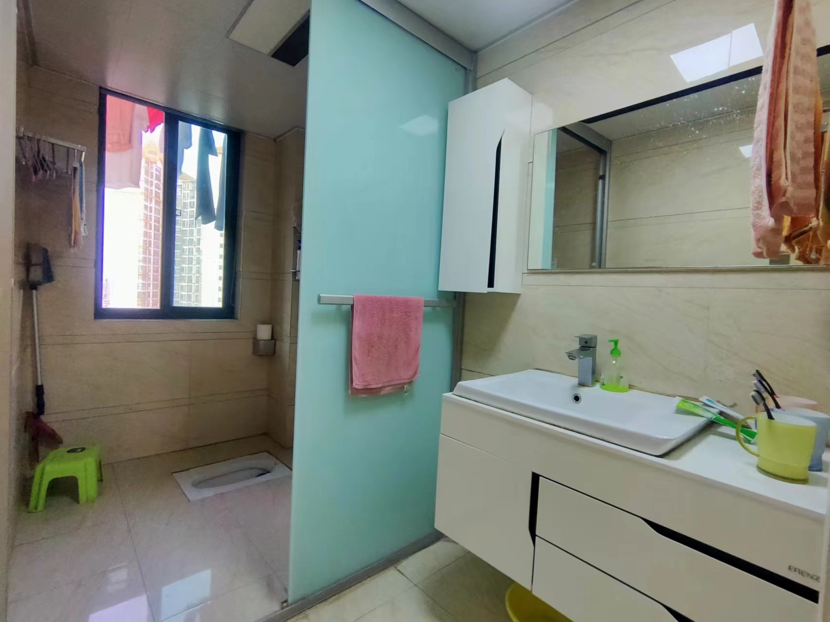 经世皇城 3室2厅2卫 95.0万 经世皇城 3室2厅2卫 95.0万室内图