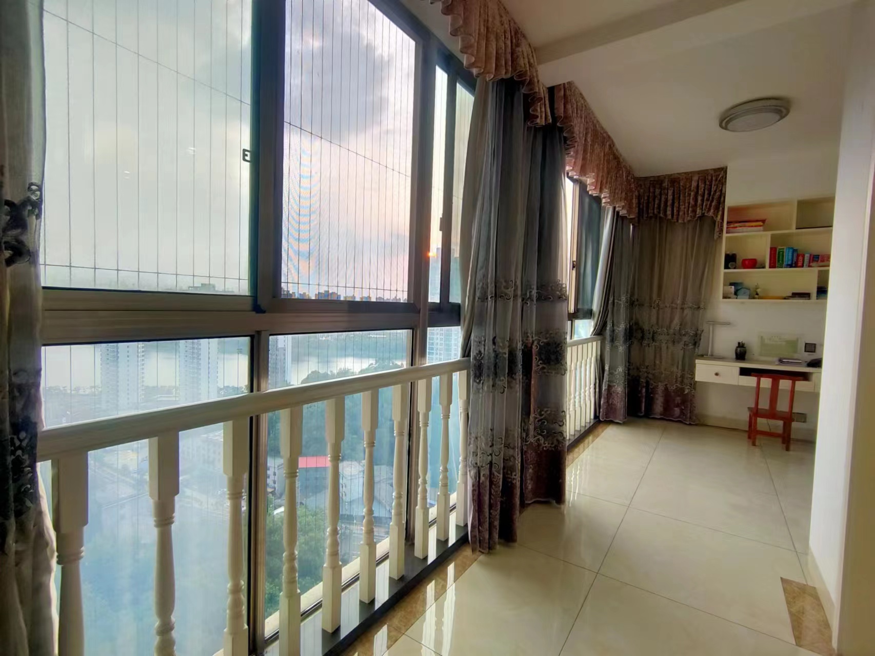 经世皇城 3室2厅2卫 95.0万 经世皇城 3室2厅2卫 95.0万室内图