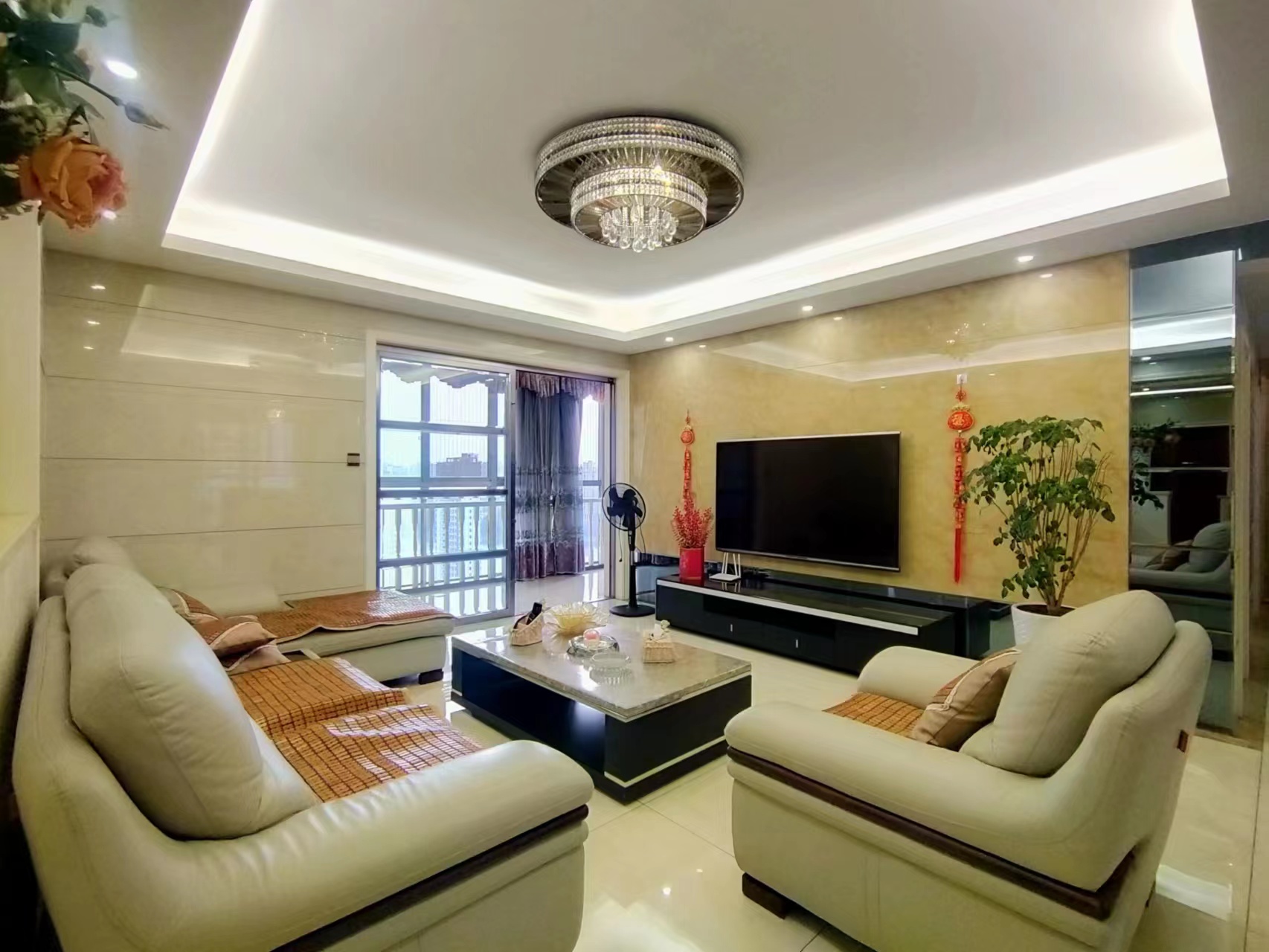 经世皇城 3室2厅2卫 95.0万 经世皇城 3室2厅2卫 95.0万室内图