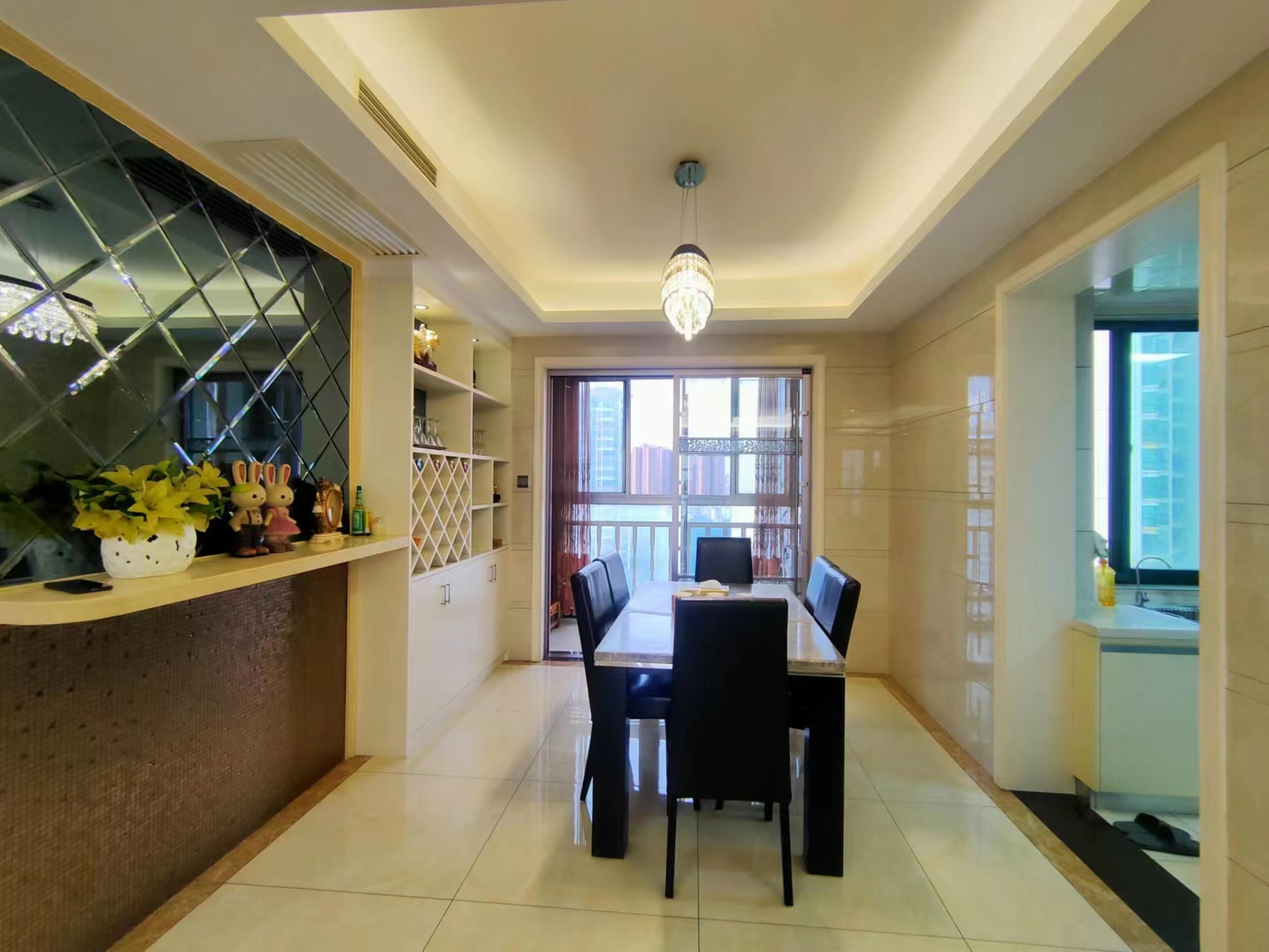 经世皇城 3室2厅2卫 95.0万 经世皇城 3室2厅2卫 95.0万室内图