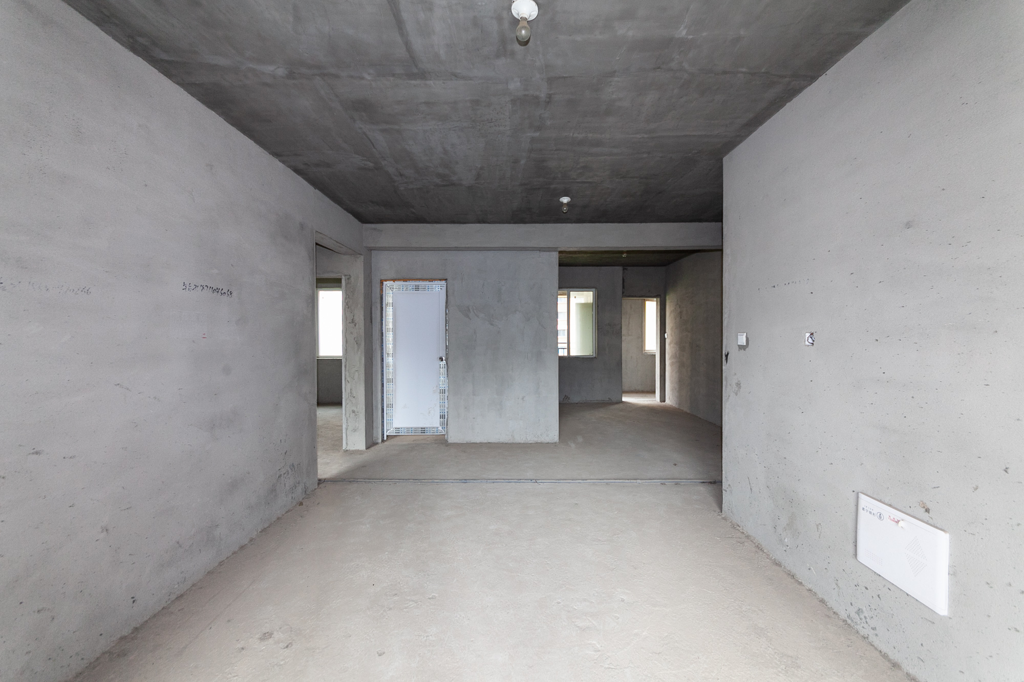 嘉宇银杉（嘉宇西苑）  3室2厅1卫    86.6万客厅