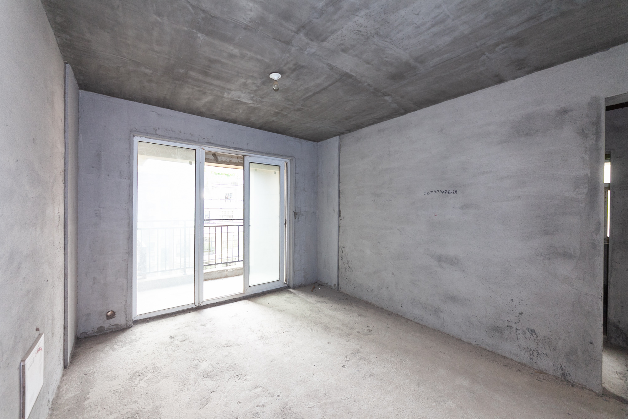 嘉宇银杉（嘉宇西苑）  3室2厅1卫    86.6万客厅