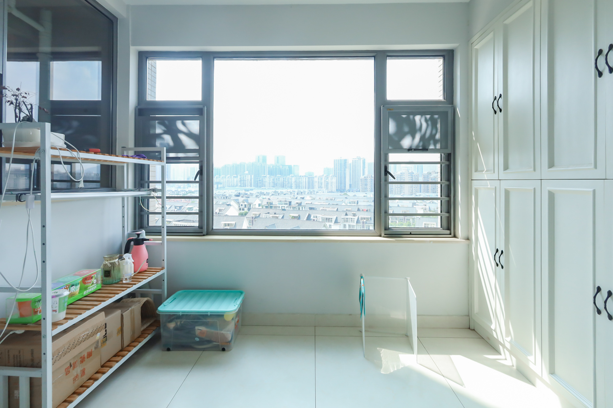 八方小区C区  4室2厅2卫    475.0万阳台