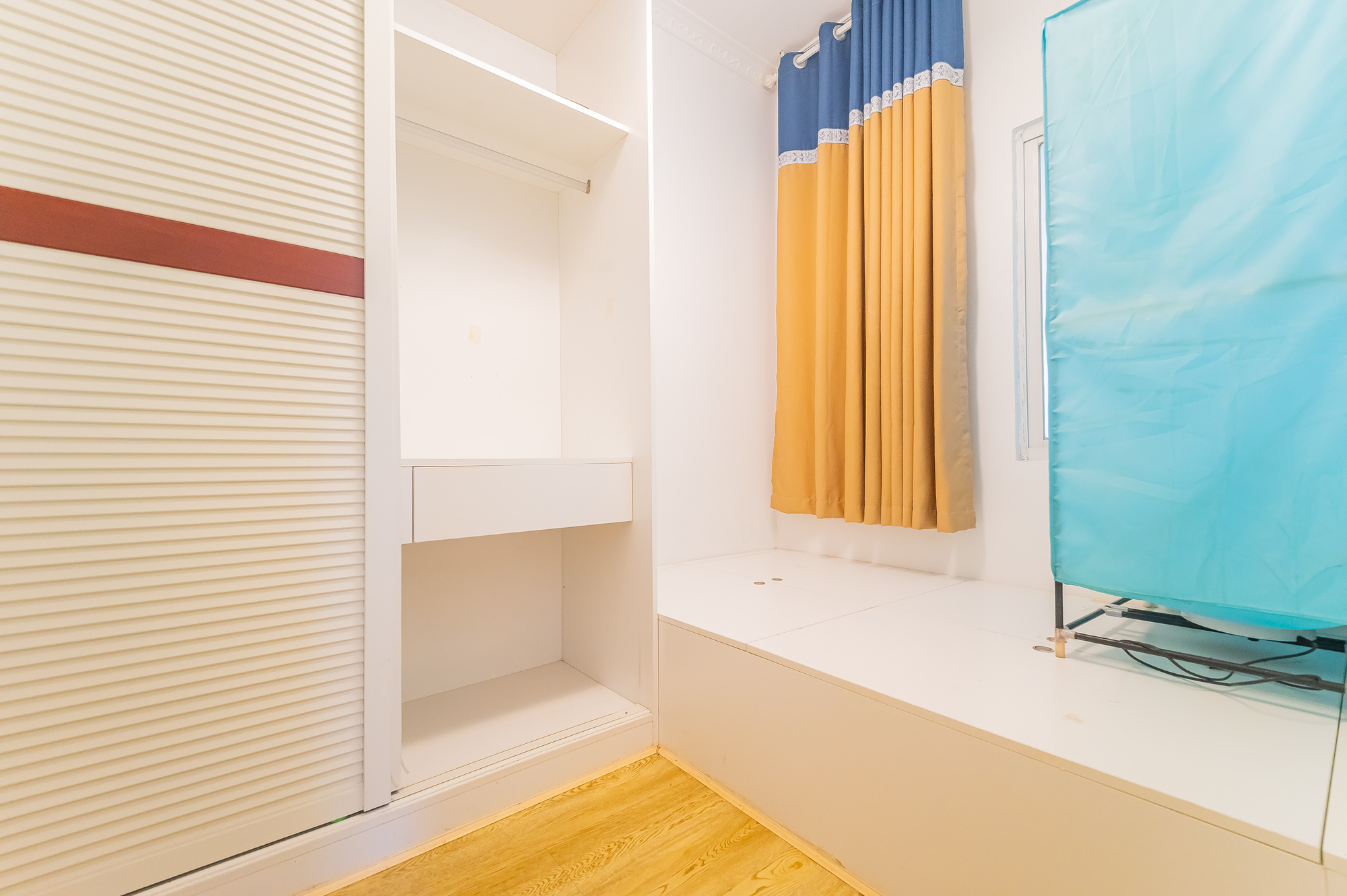 恒基凯旋门一二期  2室1厅1卫    50.0万 恒基凯旋门一二期  2室1厅1卫    50.0万卧室