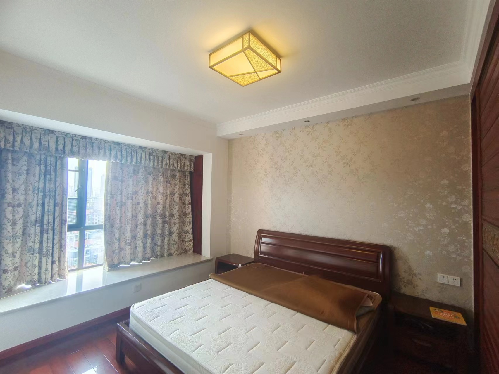 金色荷塘 3室2厅2卫 69.8万 金色荷塘 3室2厅2卫 69.8万室内图