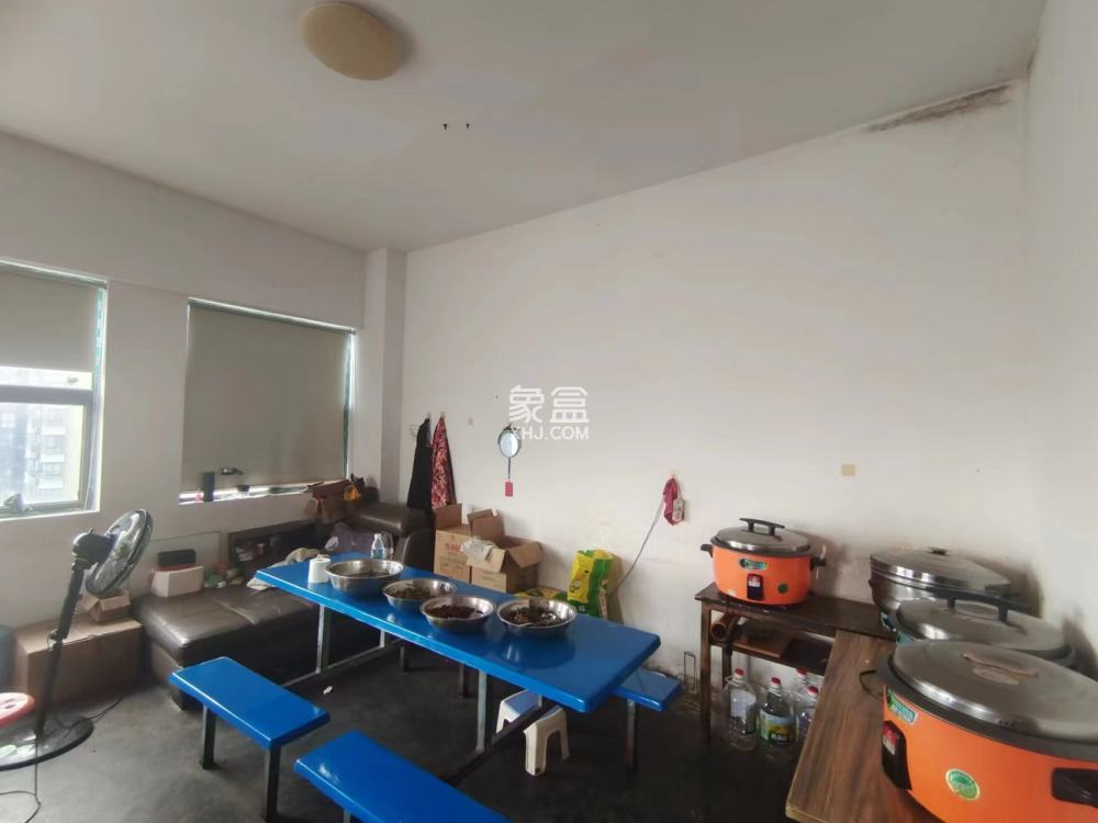 华晨御园  1室1厅1卫   32.80万