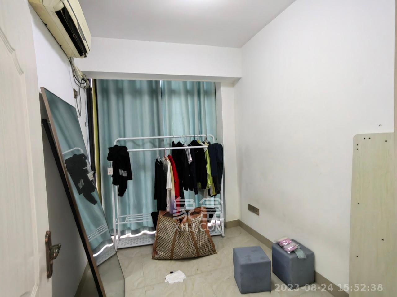 佛奥康桥水岸  3室2厅1卫   1600.00元/月室内图