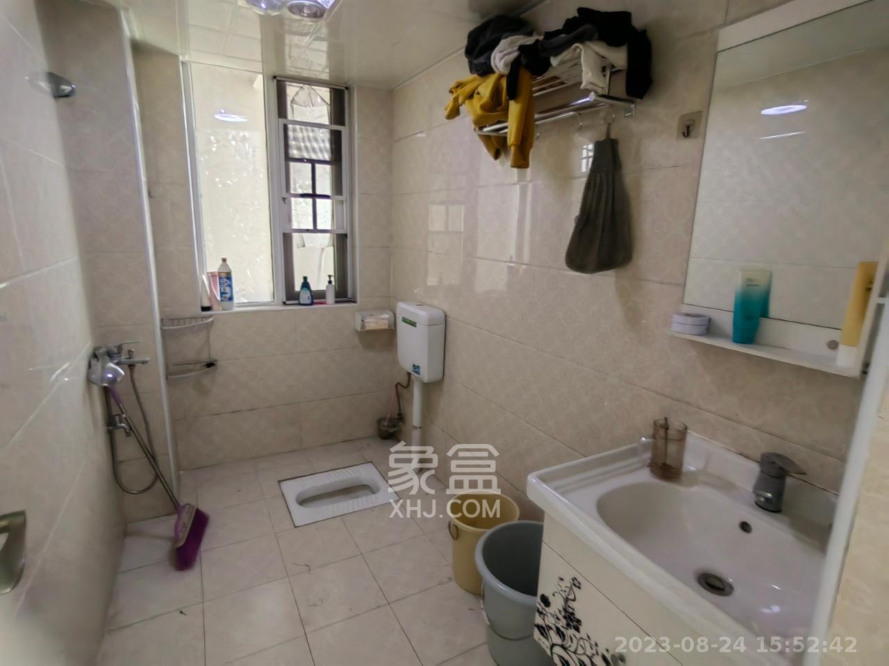 佛奥康桥水岸  3室2厅1卫   1600.00元/月室内图