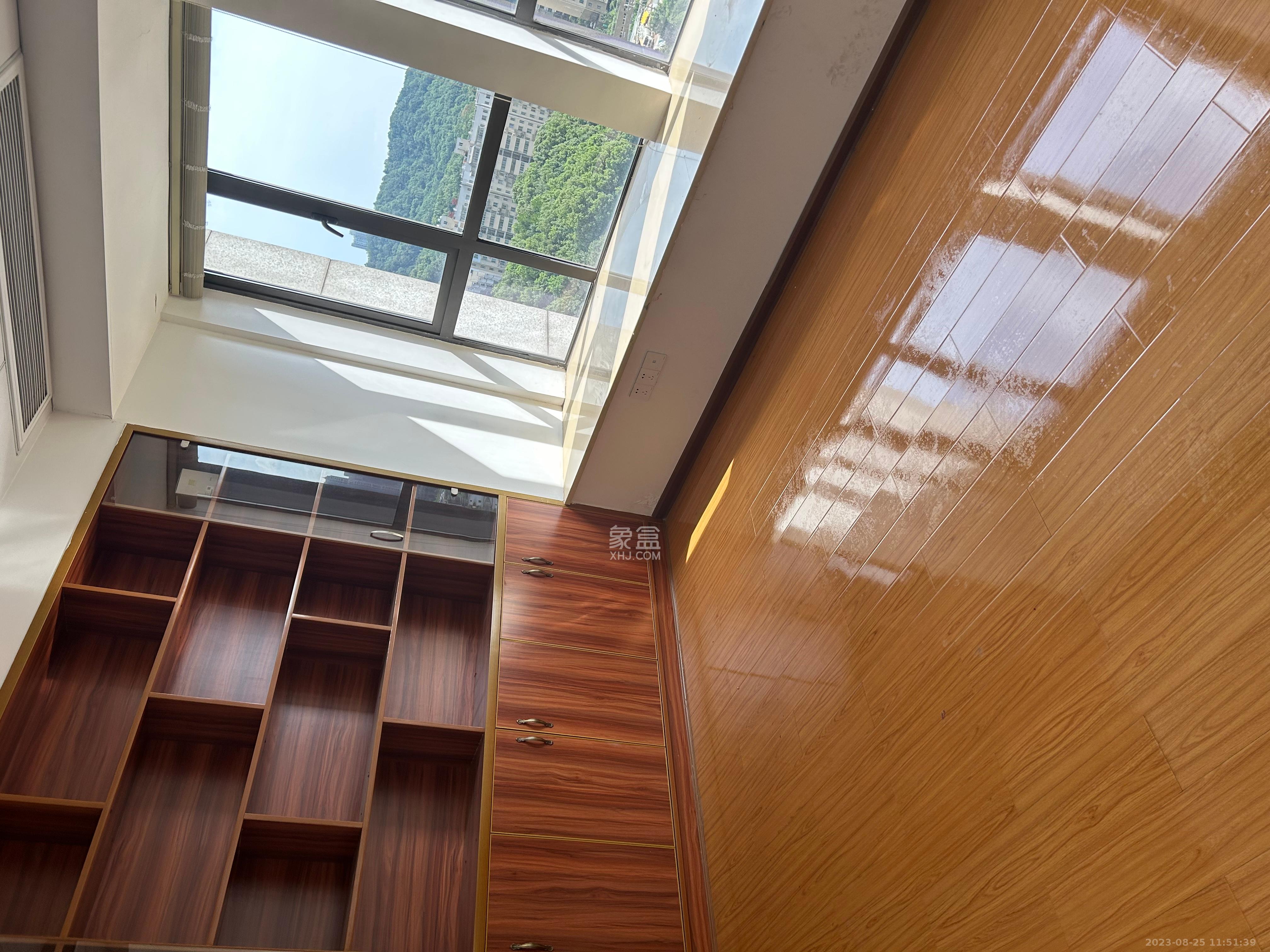 湘诚德峰小区  0室0厅0卫    3000.0元/月室内图